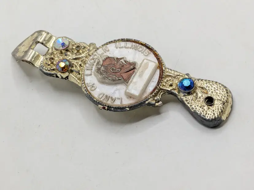 Vintage Illinois Souvenir Lincoln Head Ornate Bottle Opener