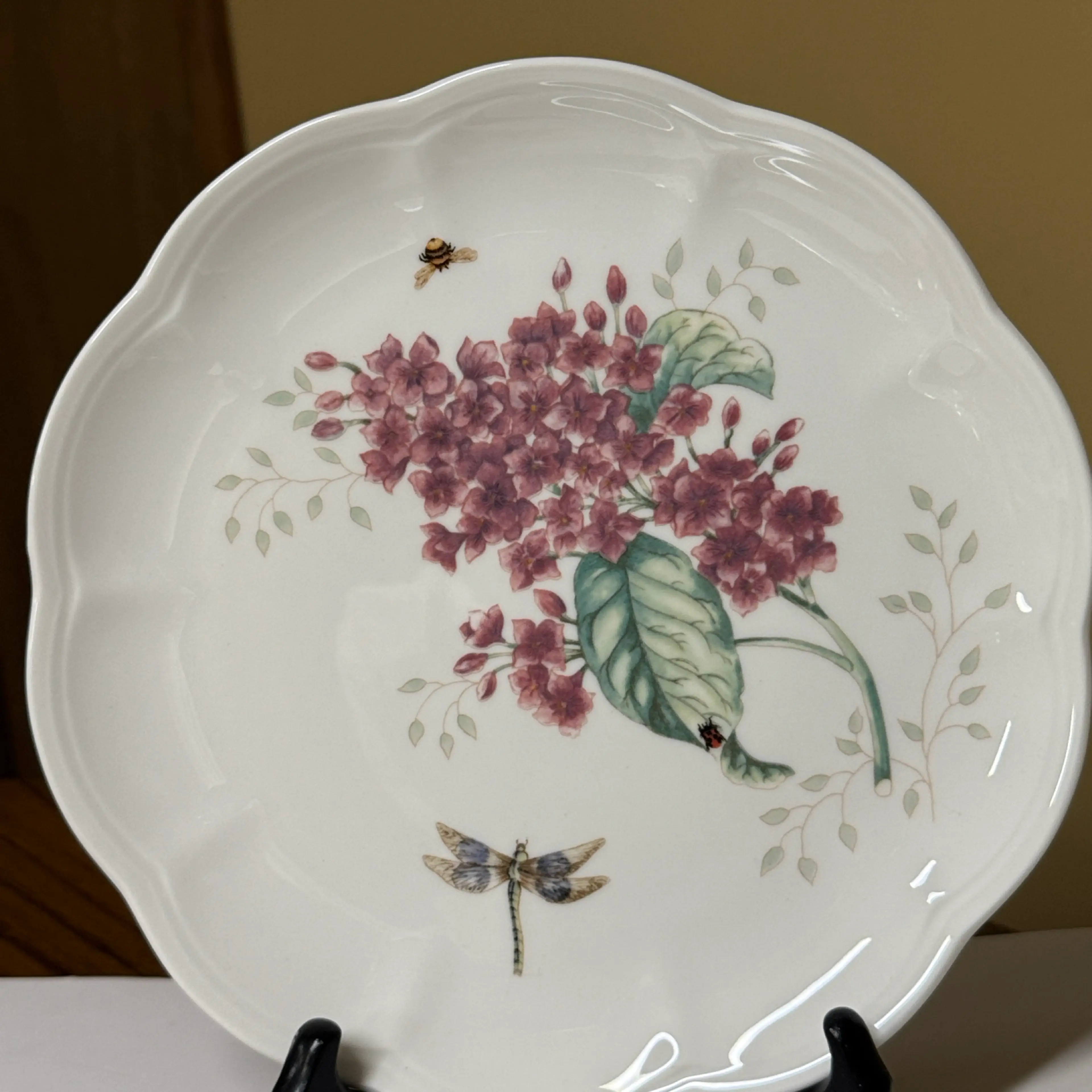Image 2 of 16