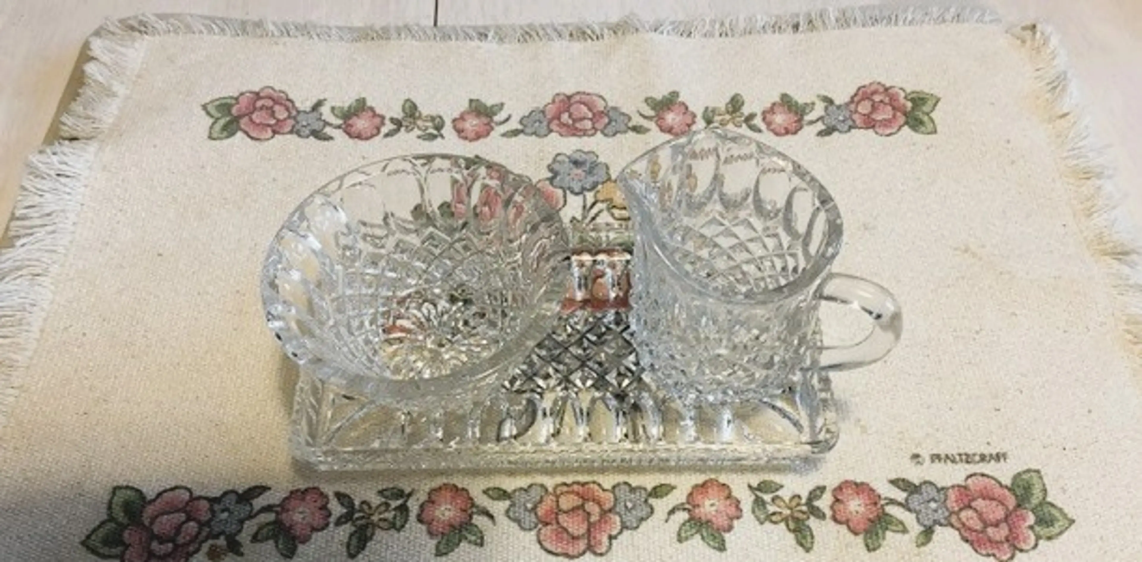 Image 2 of 6