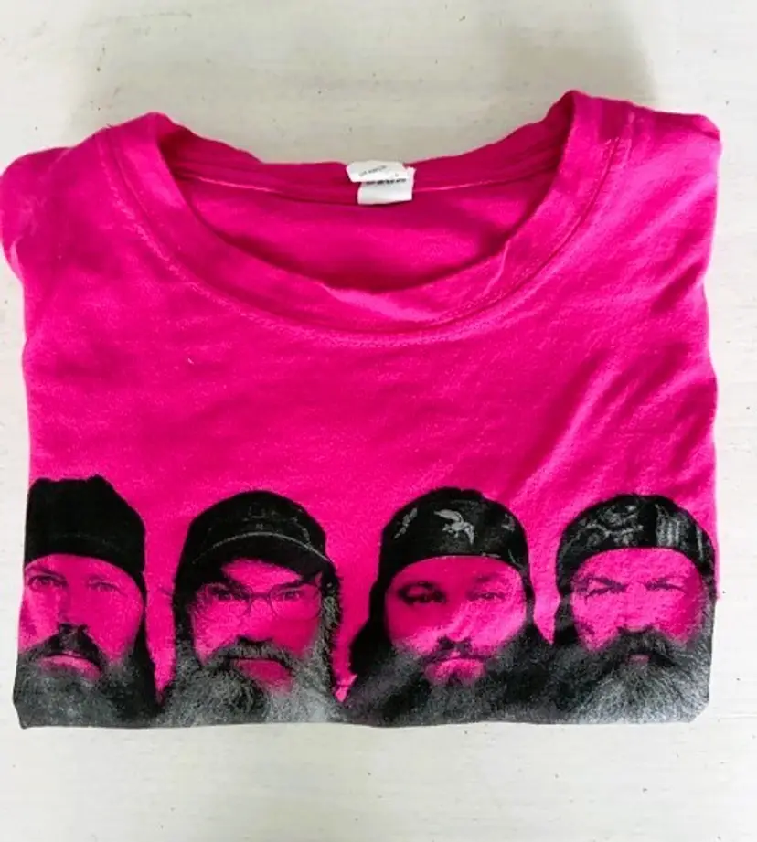 Duck Dynasty T-Shirt Pink Women's Size M