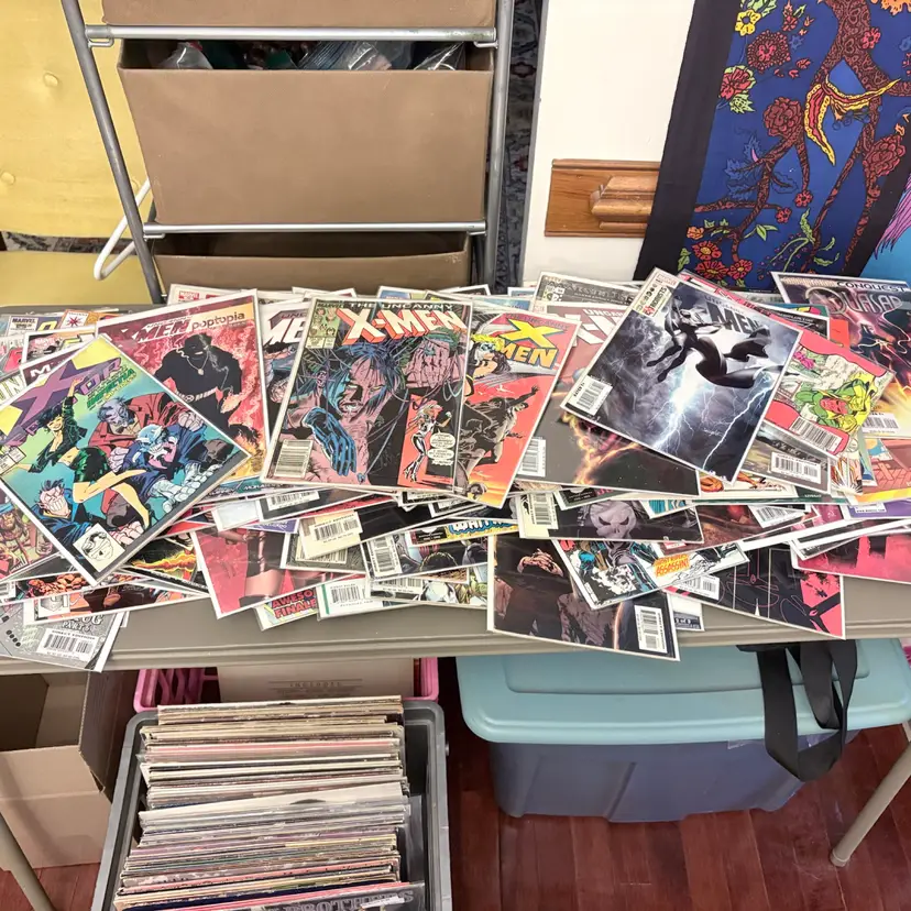 Mix Lot Of Comics