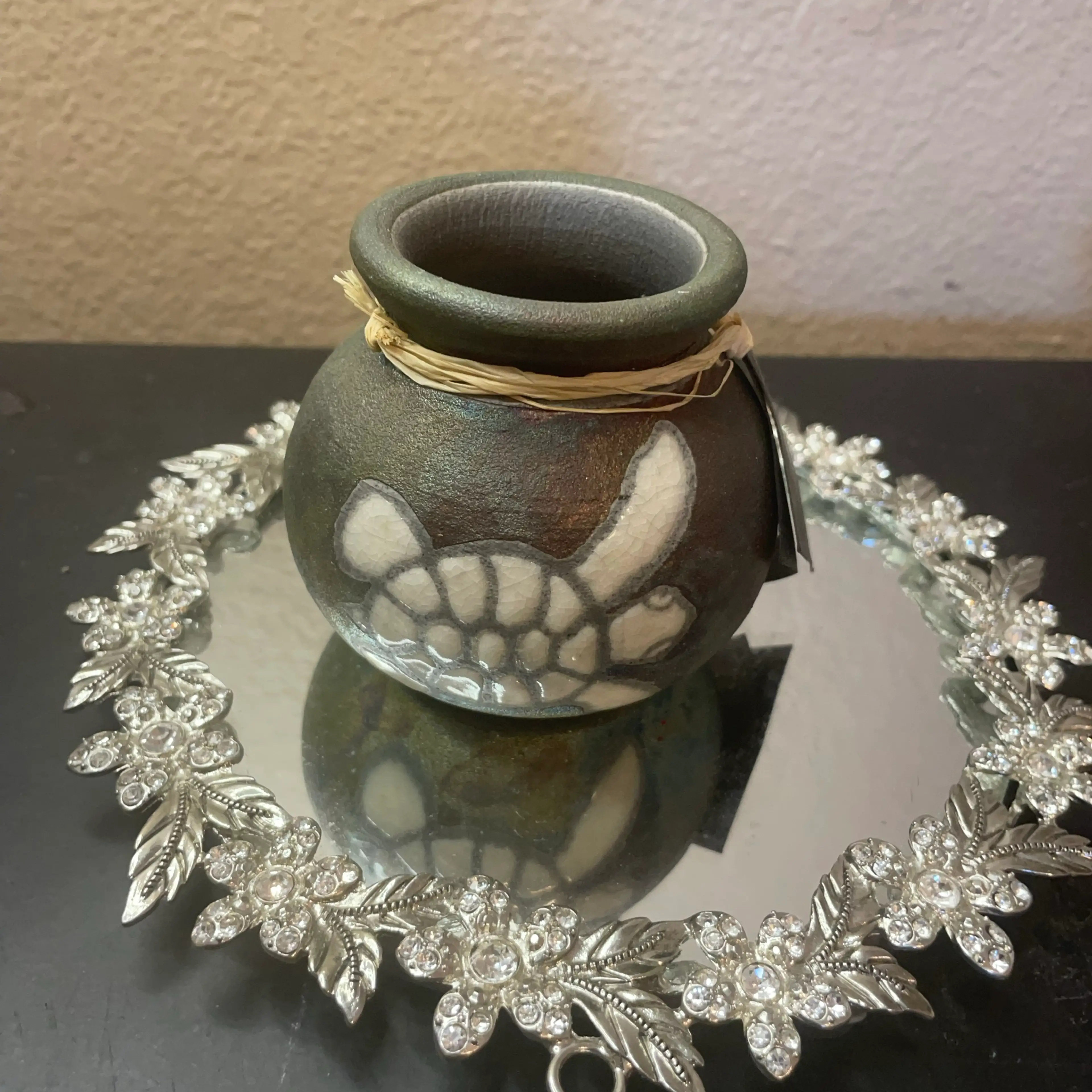 Image 2 of 7