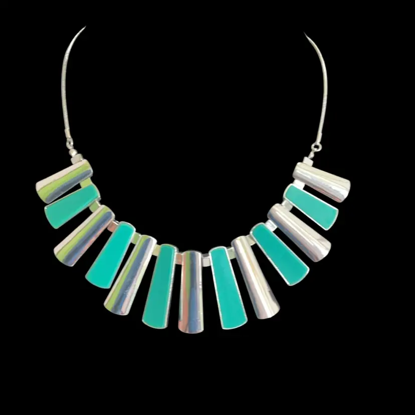 Vintage Liz Claiborne Statement Choker / Necklace. Teal And Silverstone Spike Collar . Has Alternating Bars - Vibrant Teal Color Enamel And Silverstone Bars Suspended From A Silverstone Chain. With A 3’ Extension Chain.