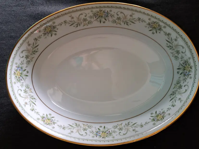 Noritake "Green Hill" Oval Serving Dish