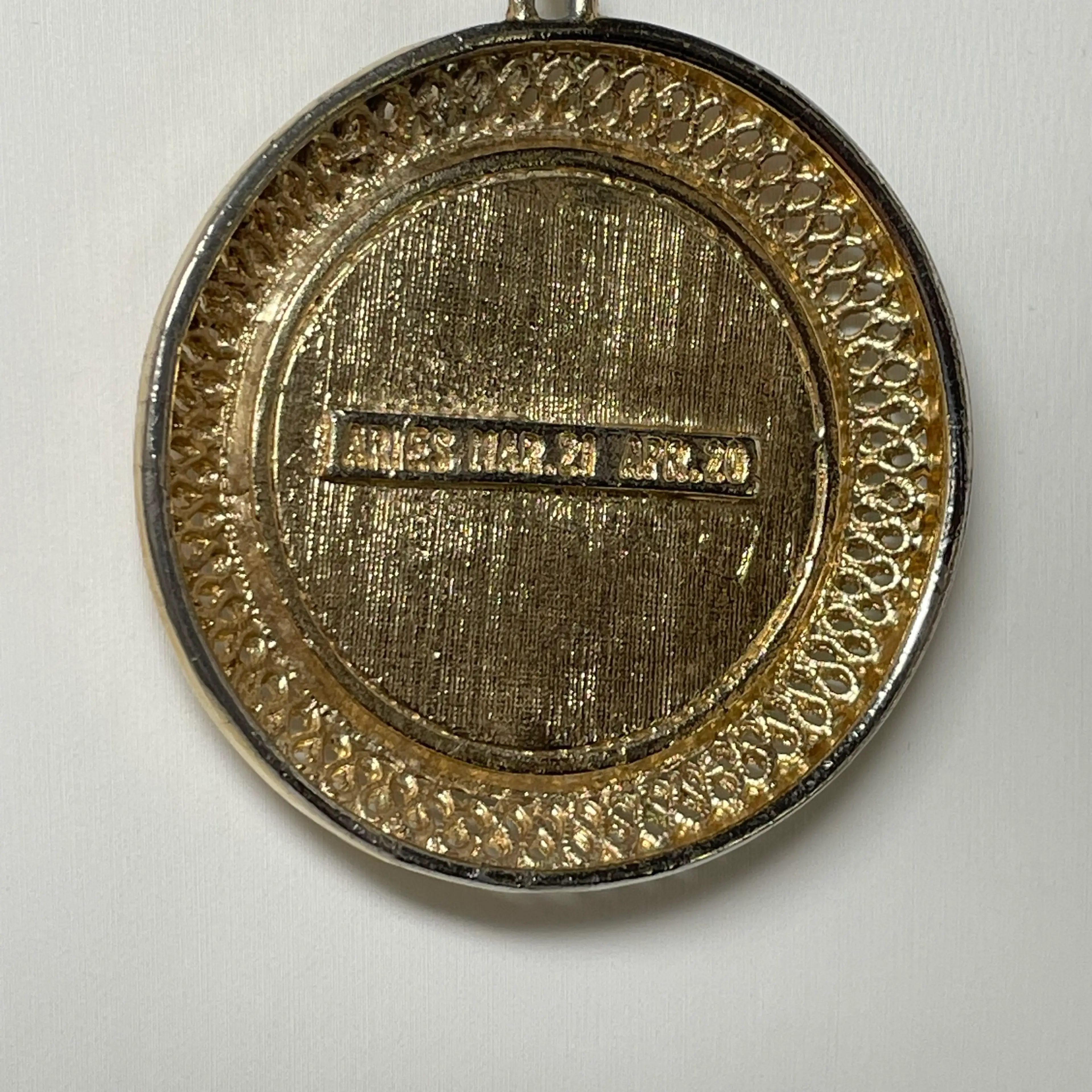 Image 3 of 4