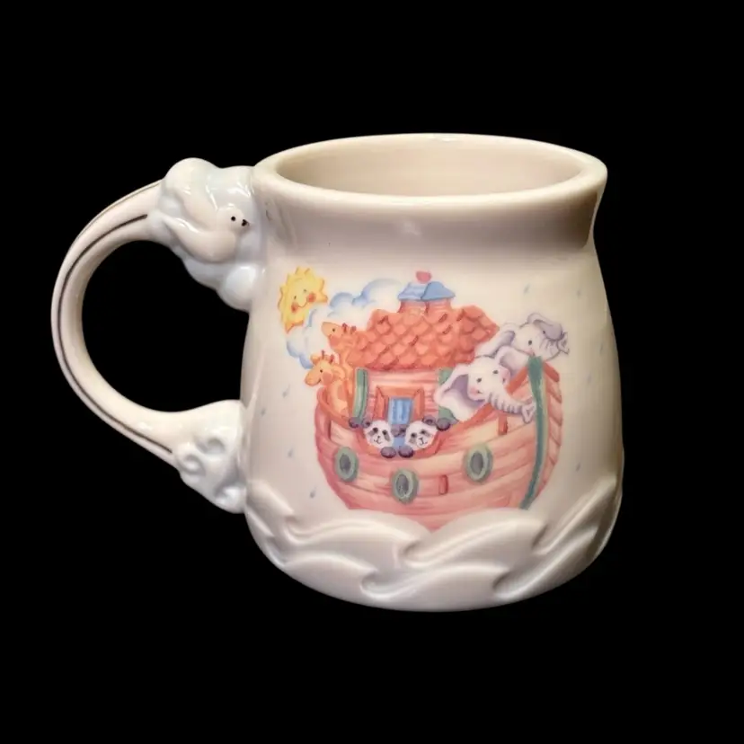 027 Lenox Fine China Noah’s Ark Embossed Baby Cup