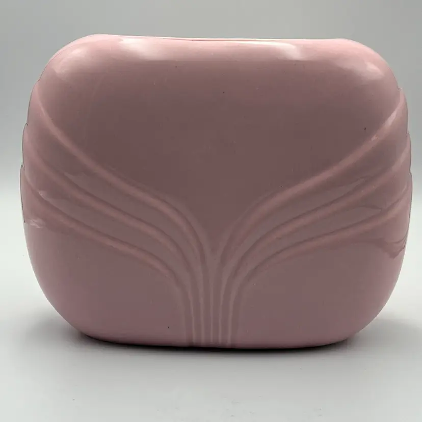 1980’s Art Deco Style Pink Ceramic Vase