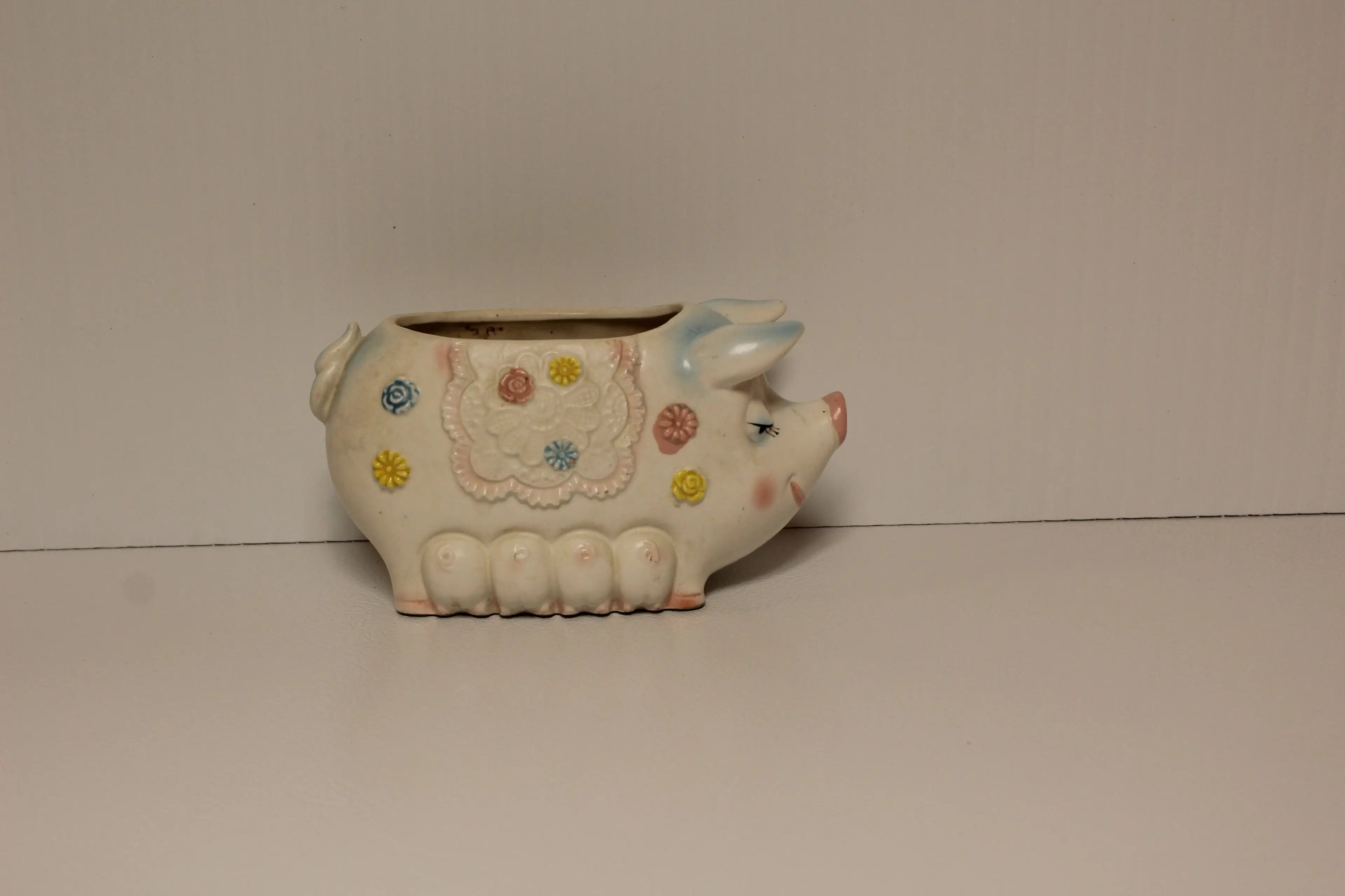 Image 2 of 6