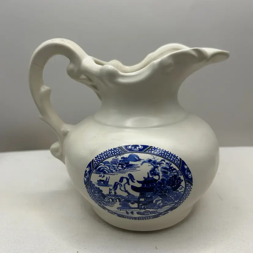 McCoy Pottery Blue Willow White Drinking Pitcher Made In USA 9.5" H Ceramic