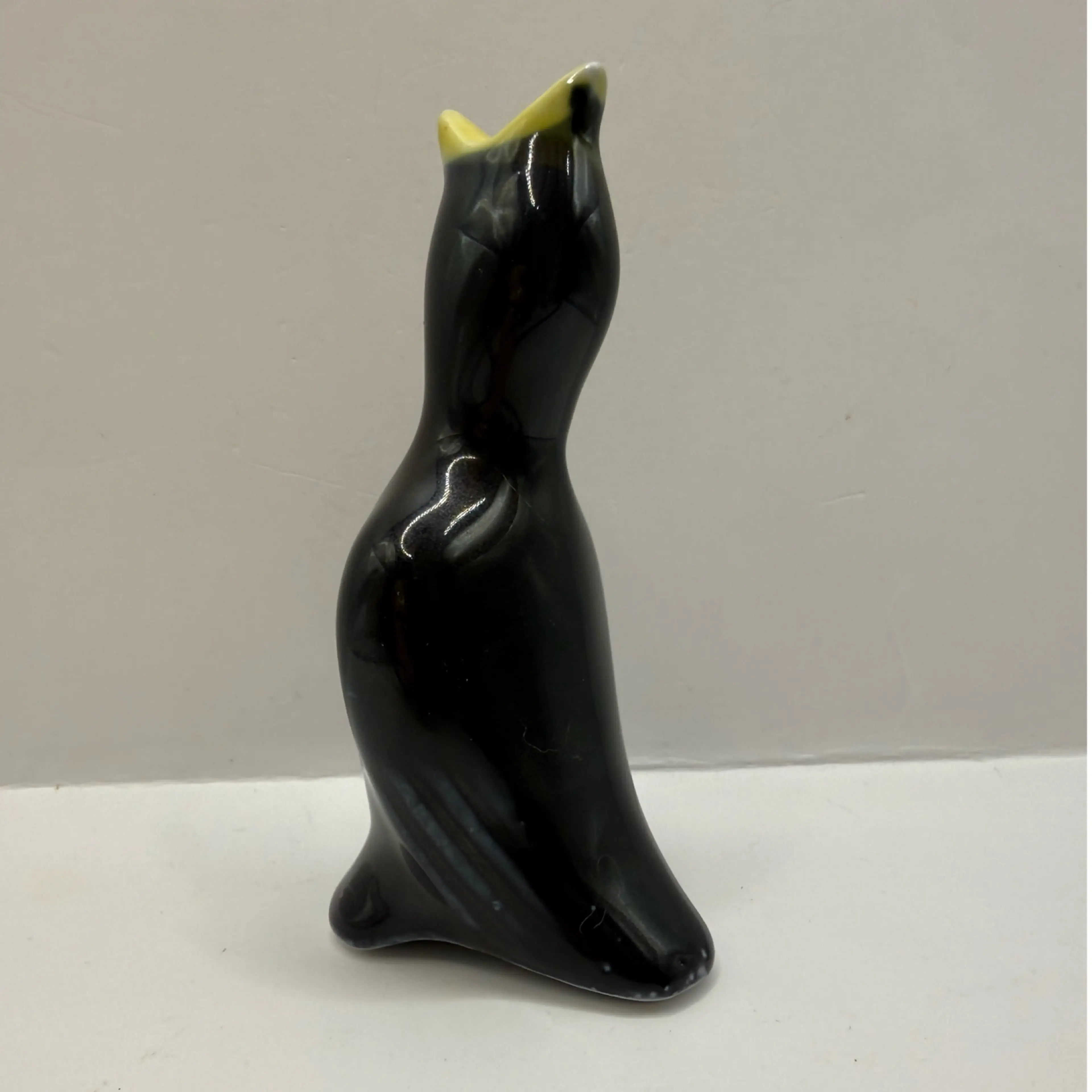 Image 4 of 6