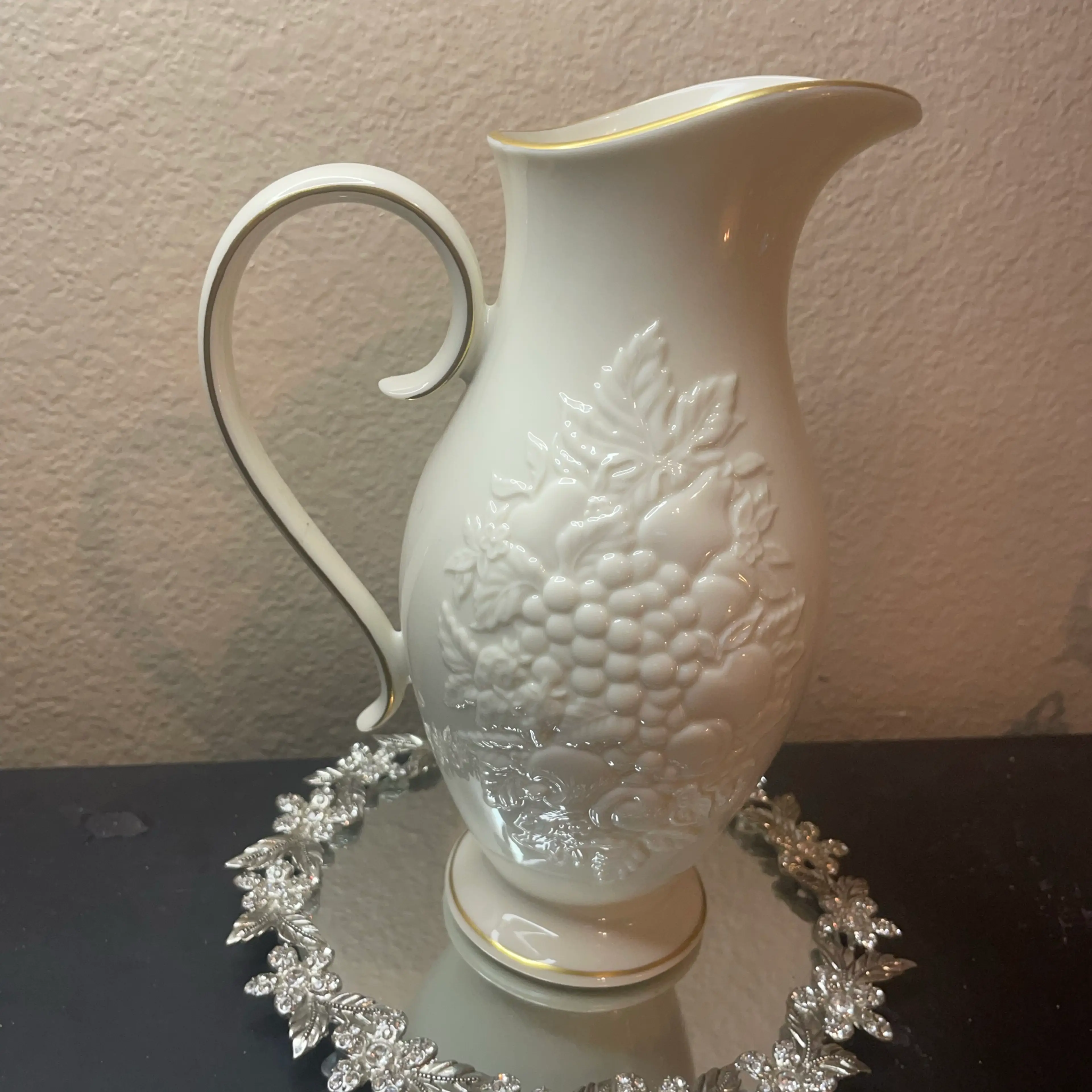 Image 3 of 6