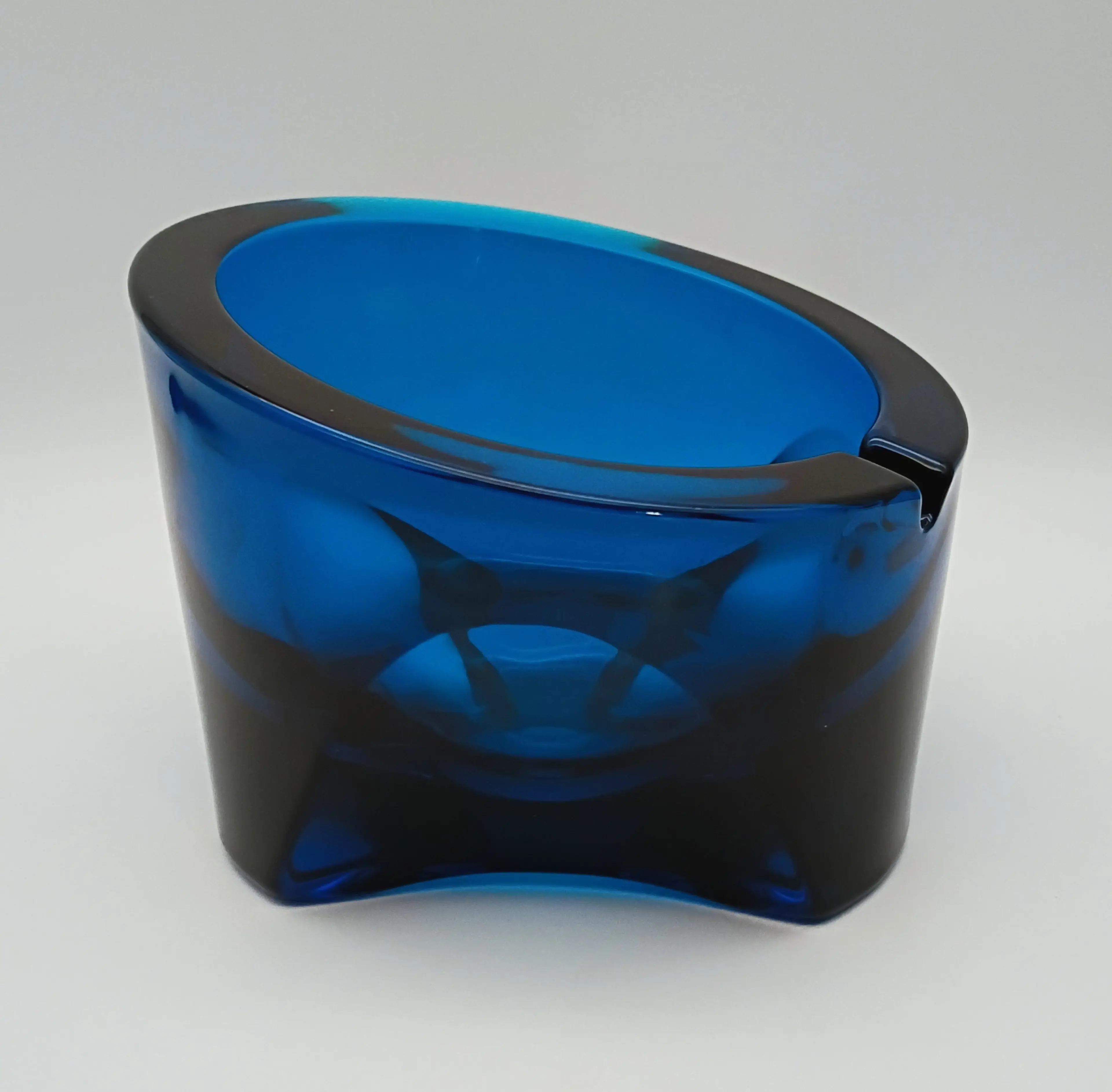 Image 2 of 10