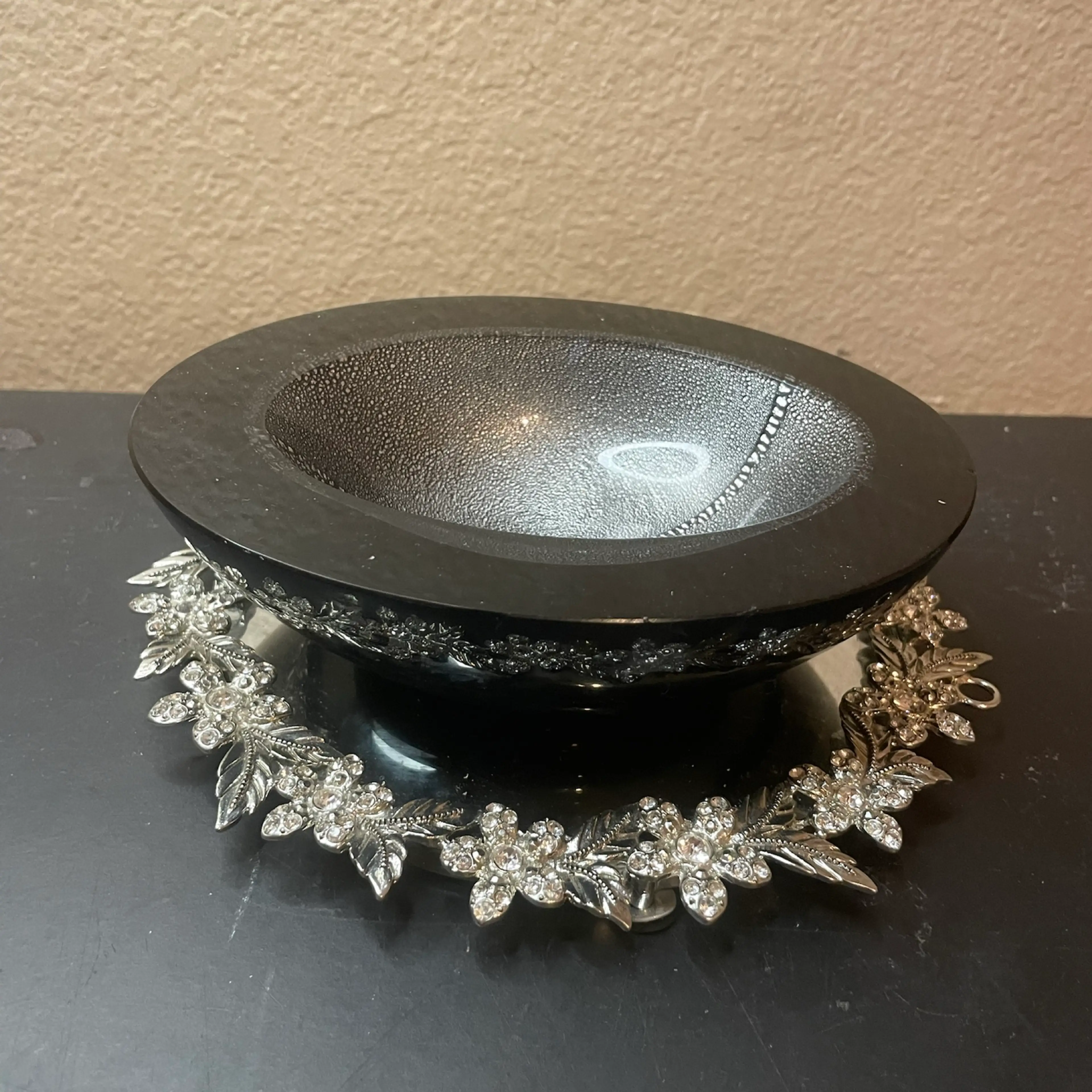 Image 3 of 7