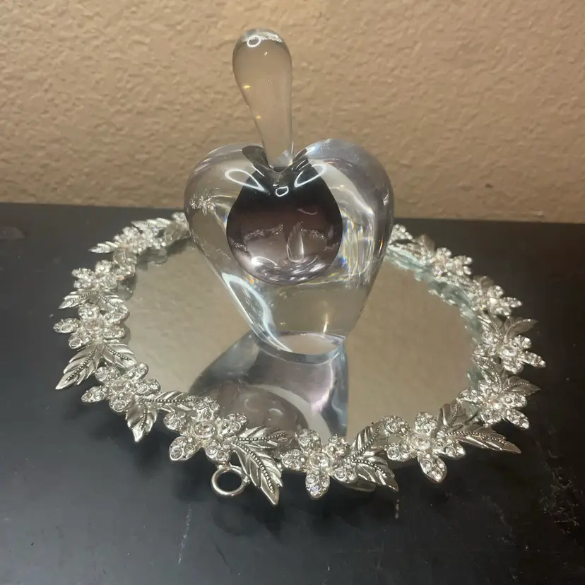 Signed Kosta Boda Sweden 3.5” Sommerso Angled Heart Shaped Perfume Holder