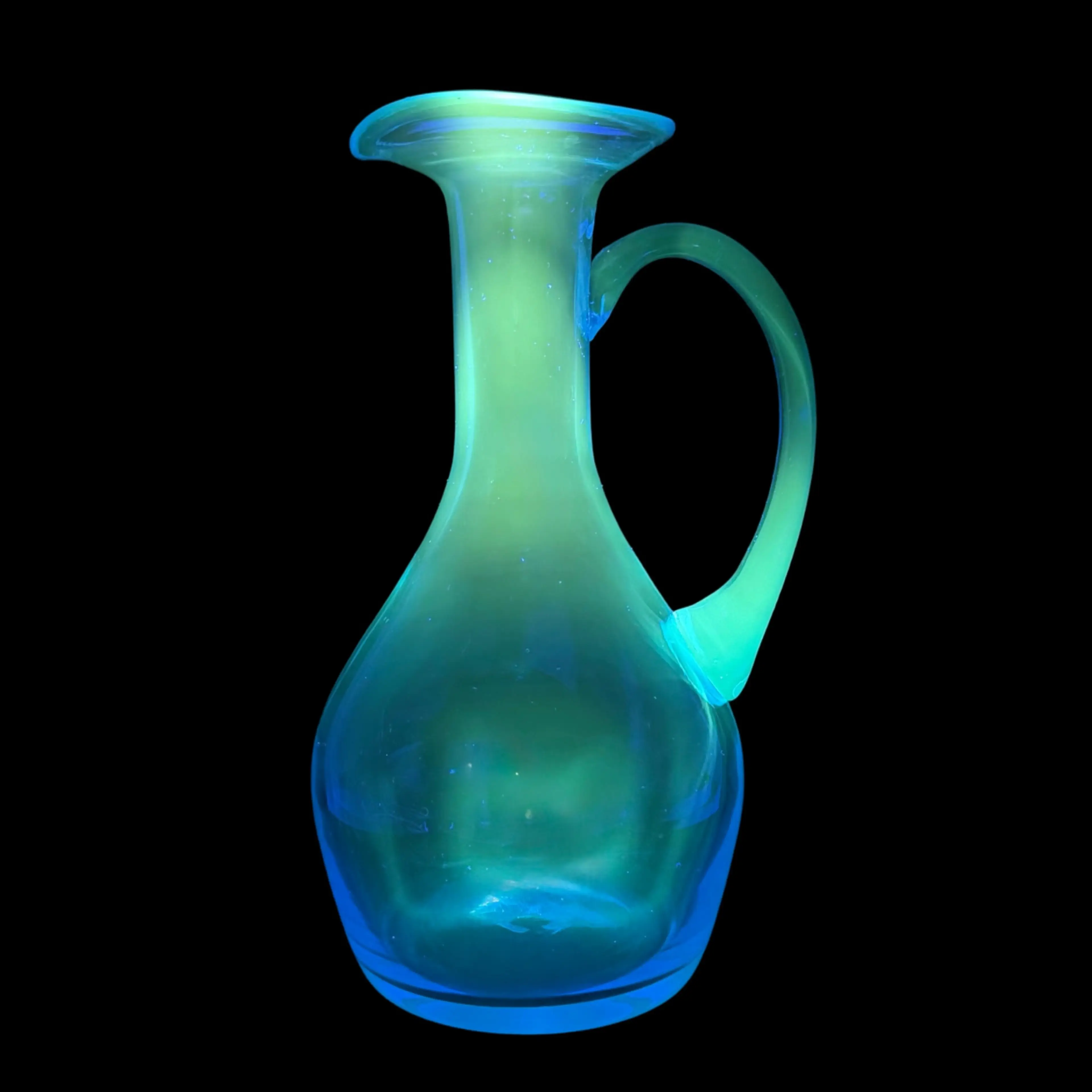 Image 2 of 18