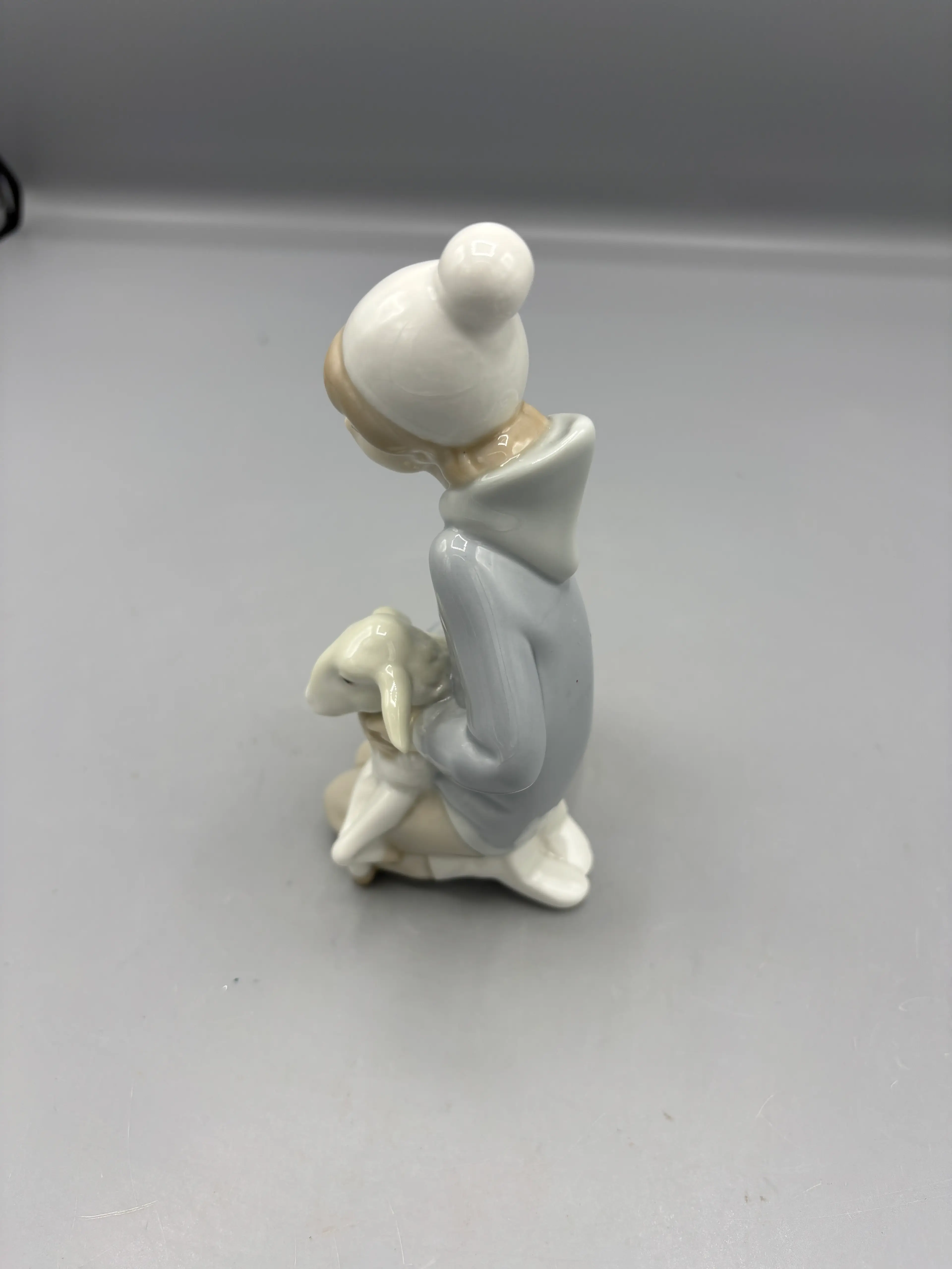 Image 3 of 4