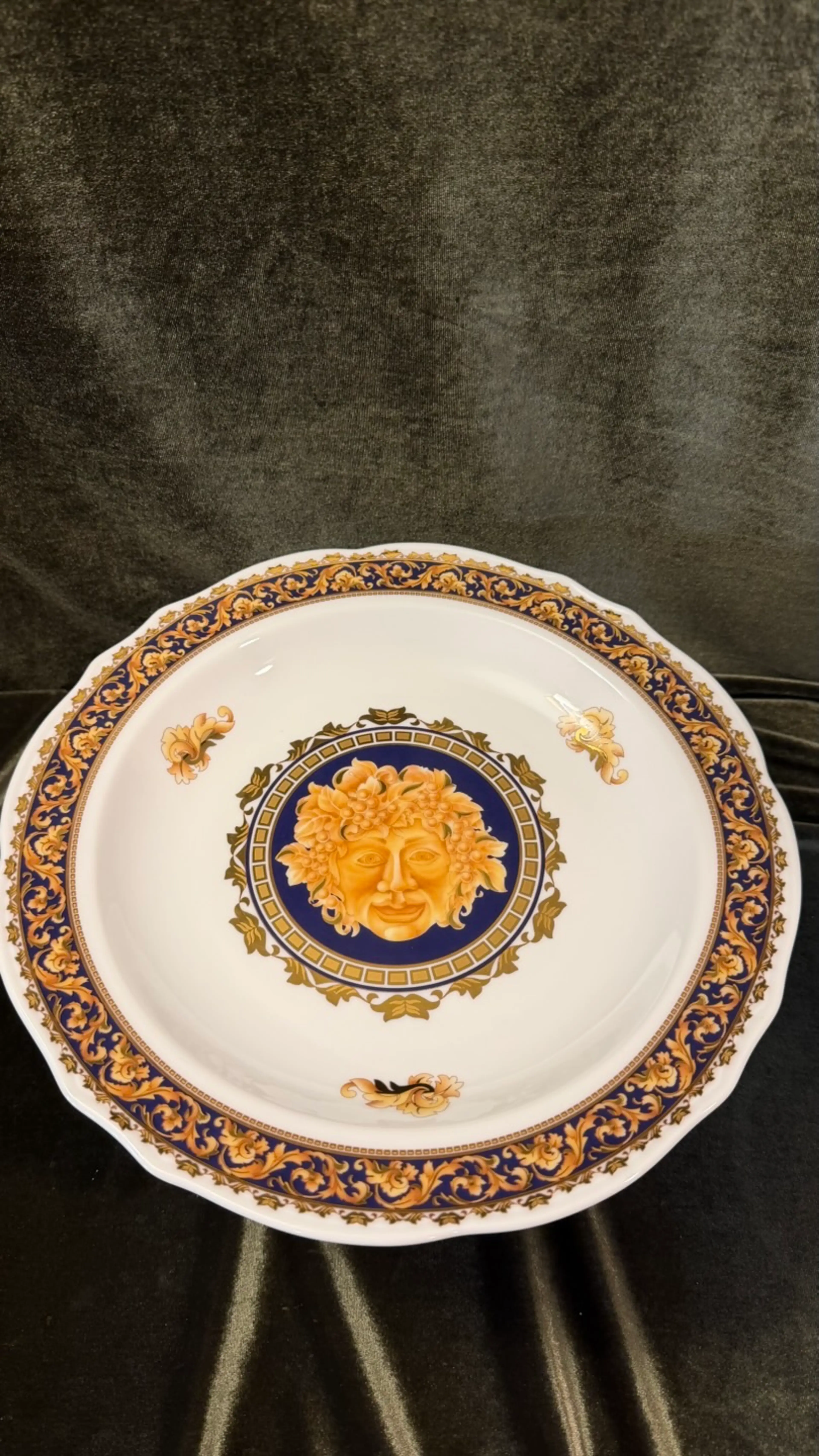 Image 2 of 11
