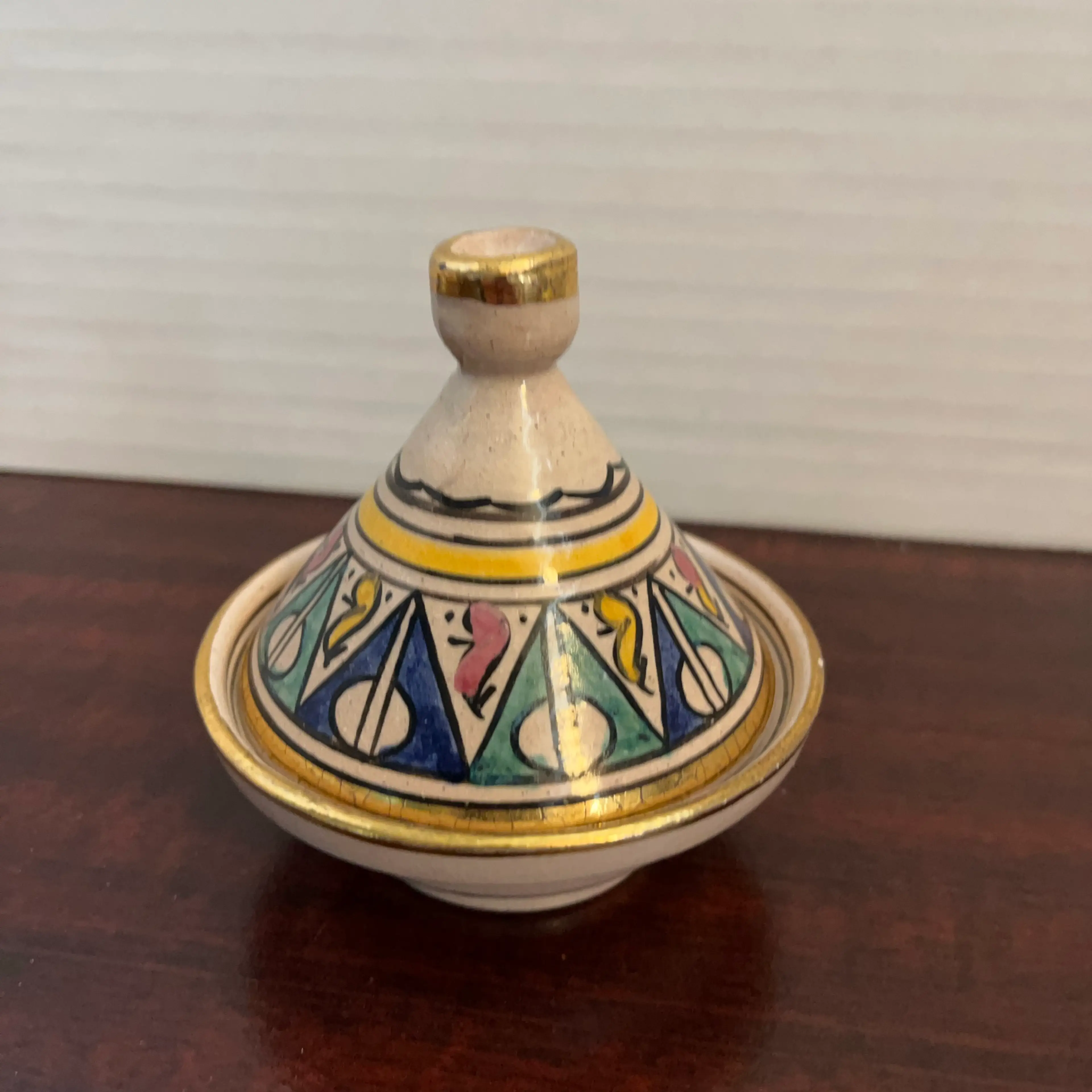 Image 2 of 8