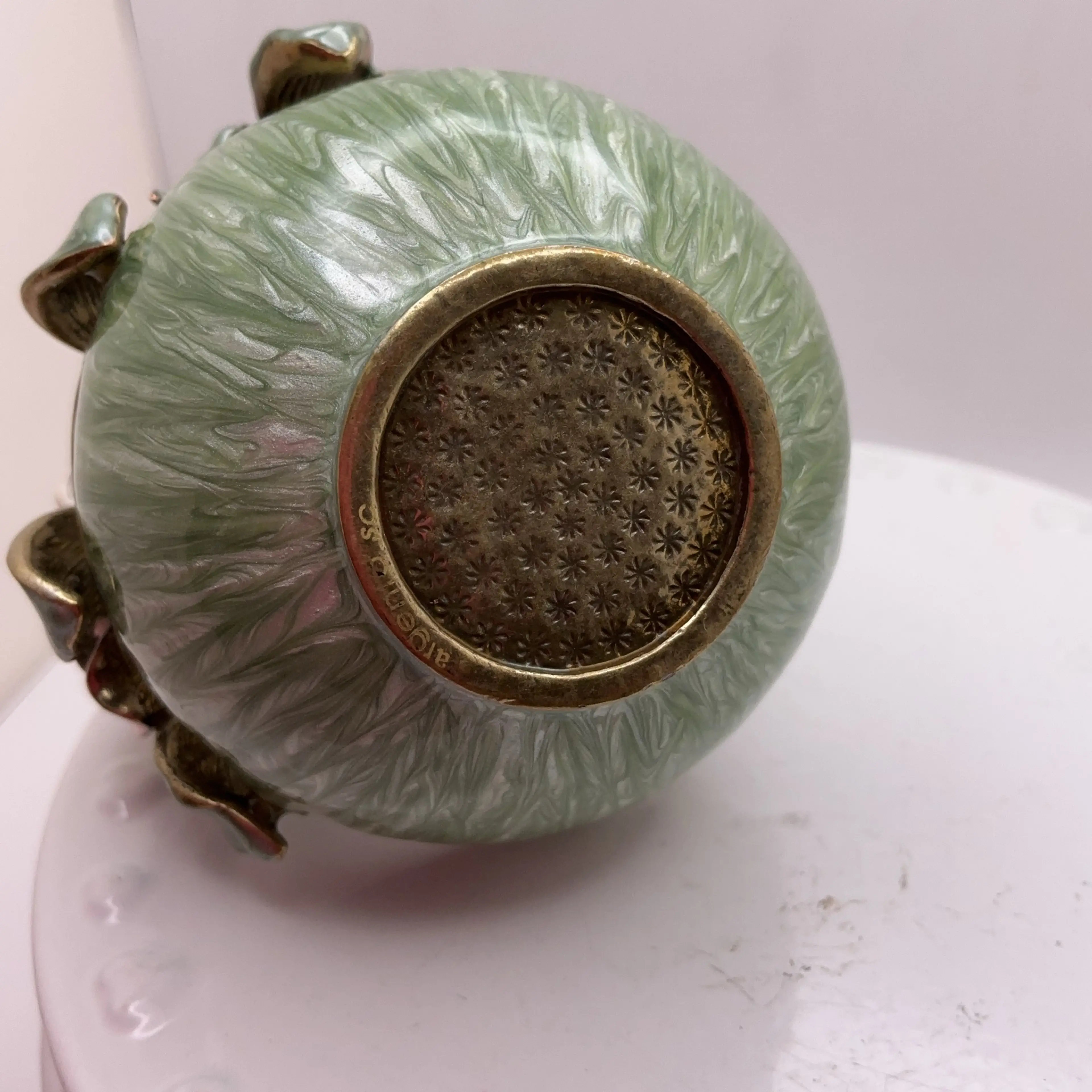 Image 4 of 5