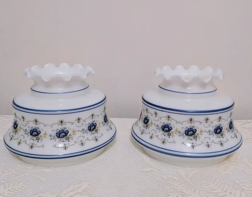 Quoizel Abigail Adams Hurricane Lampshade