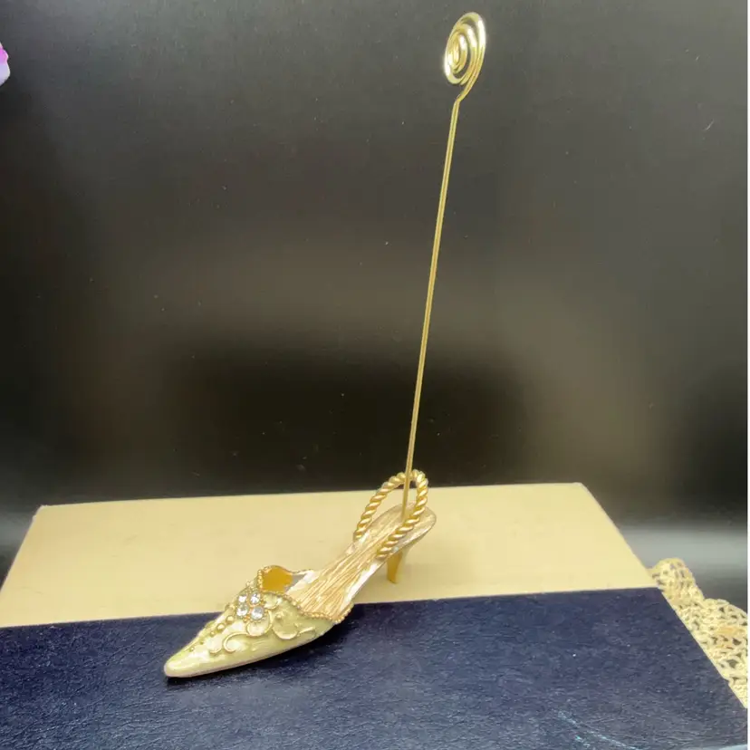 🐞Vtg High Heel Enameled Photo Stand Picture Card Holder UV Glow 7x3 1/4”