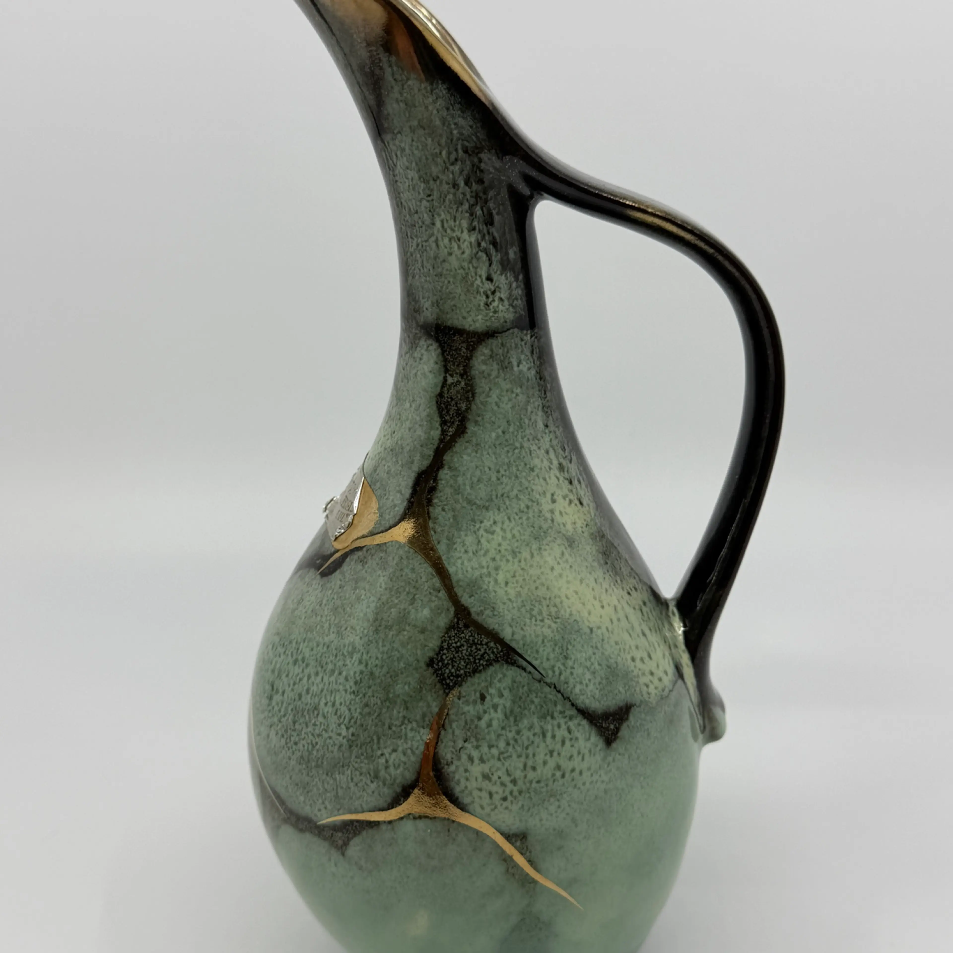 Image 1 of 7