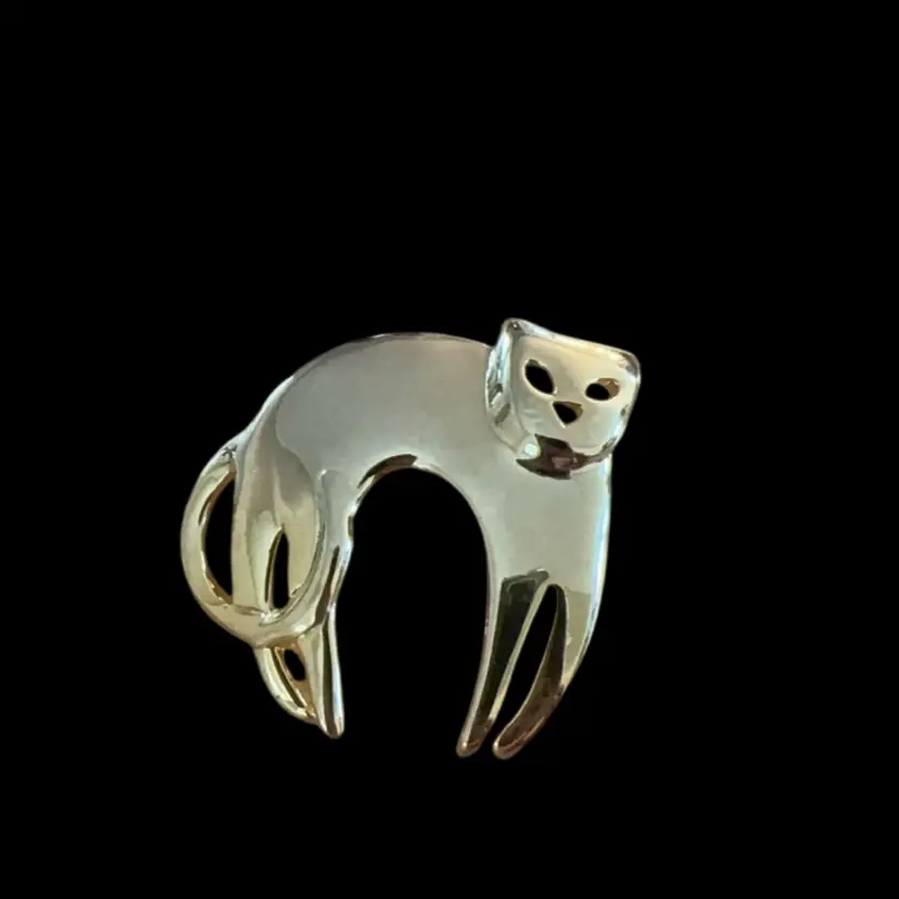 #28  VTG Mid-late 80s, Goldtone Metal Cat Brooch, Minimalist Style, Marked SFJ (Steinmetz)