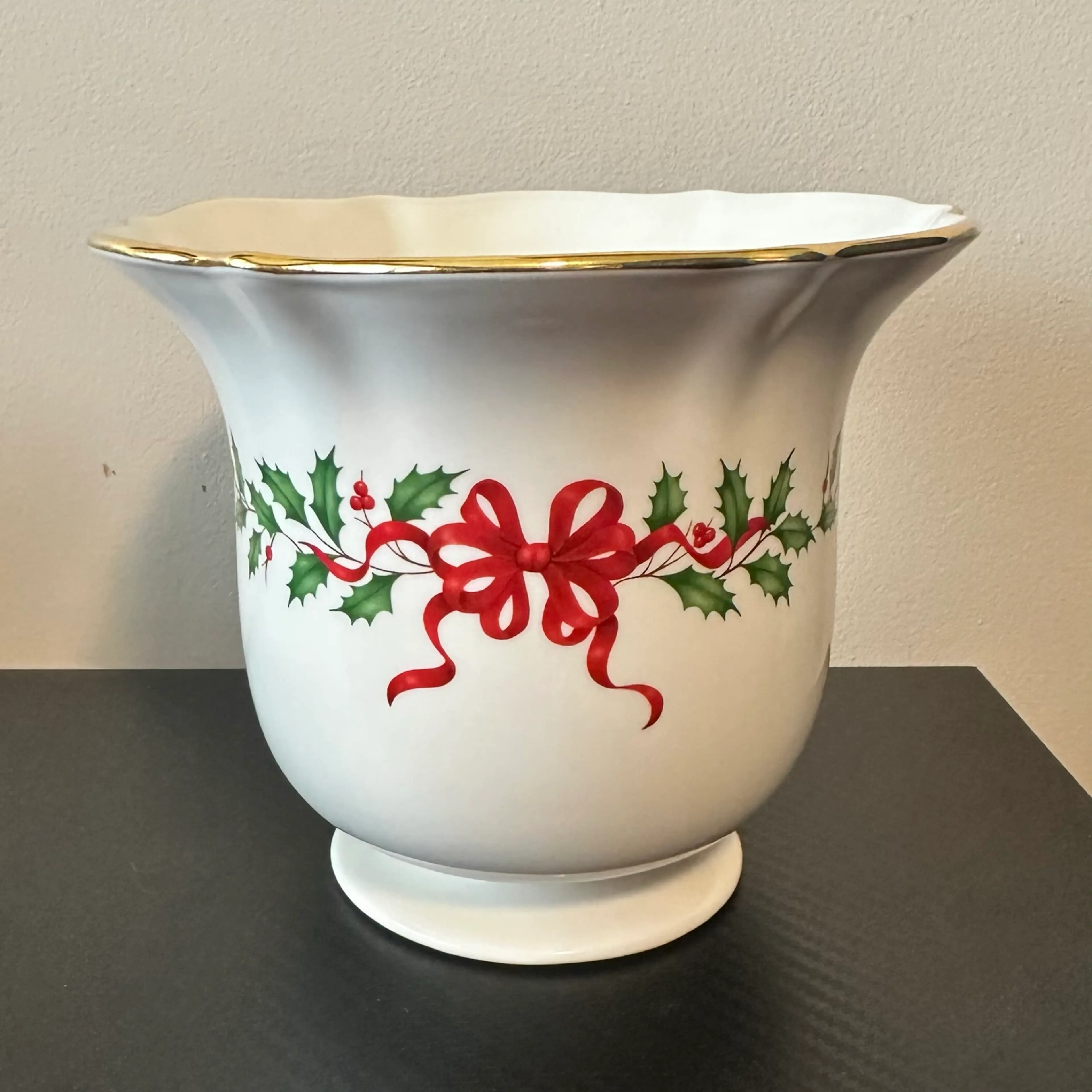 Image 1 of 8