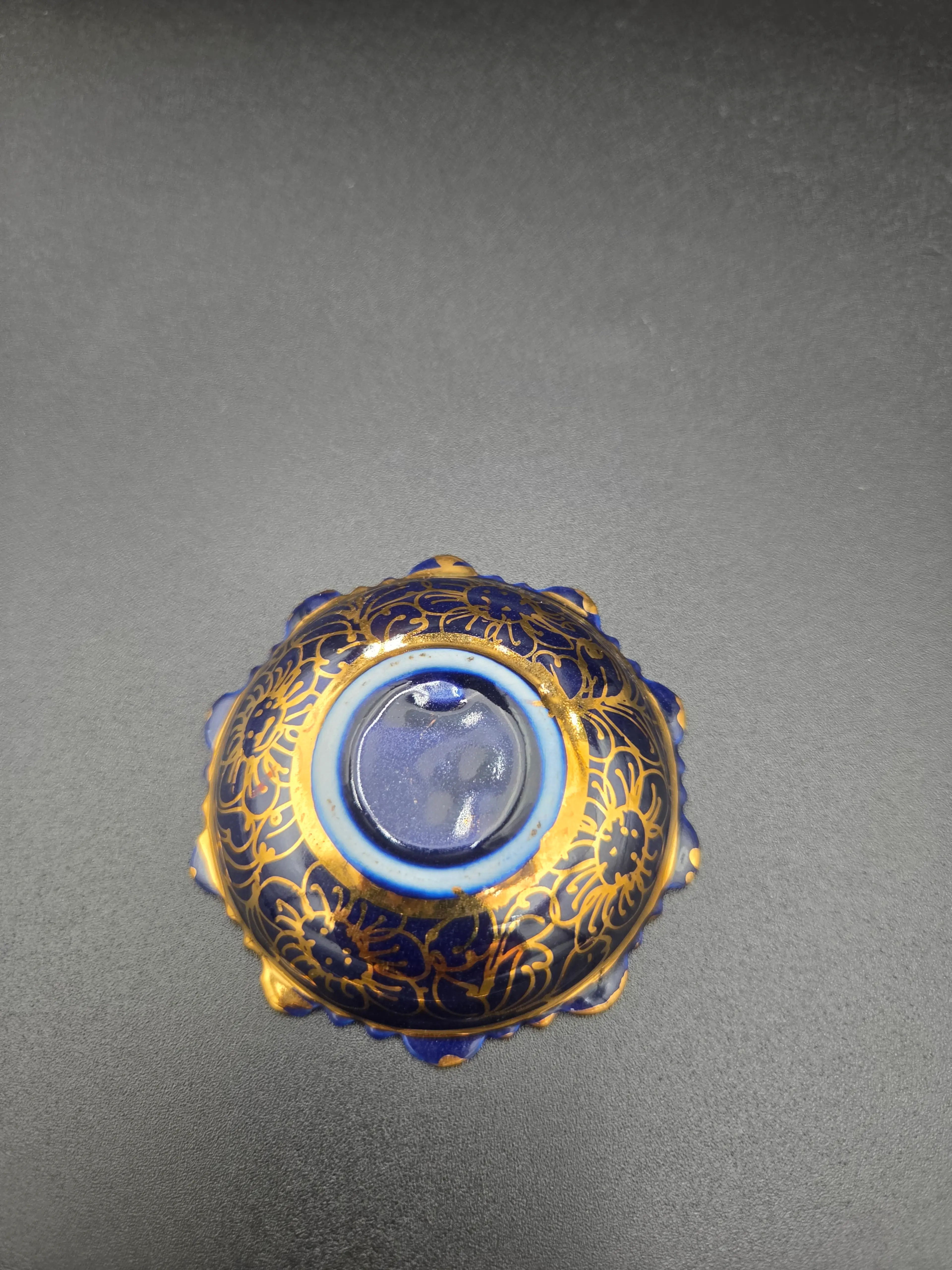 Image 4 of 6