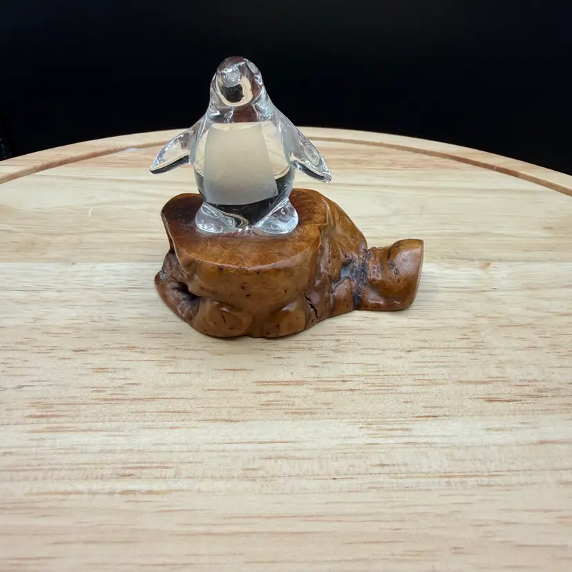 🐞Vtg Hand-Blown Art Glass Penguin on Live-Edge Burl Wood Base 2x3”