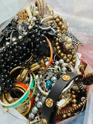 Jewelry Jar Leftovers! $1 Starting Bids!!! Except For Bin Items And Sterling!