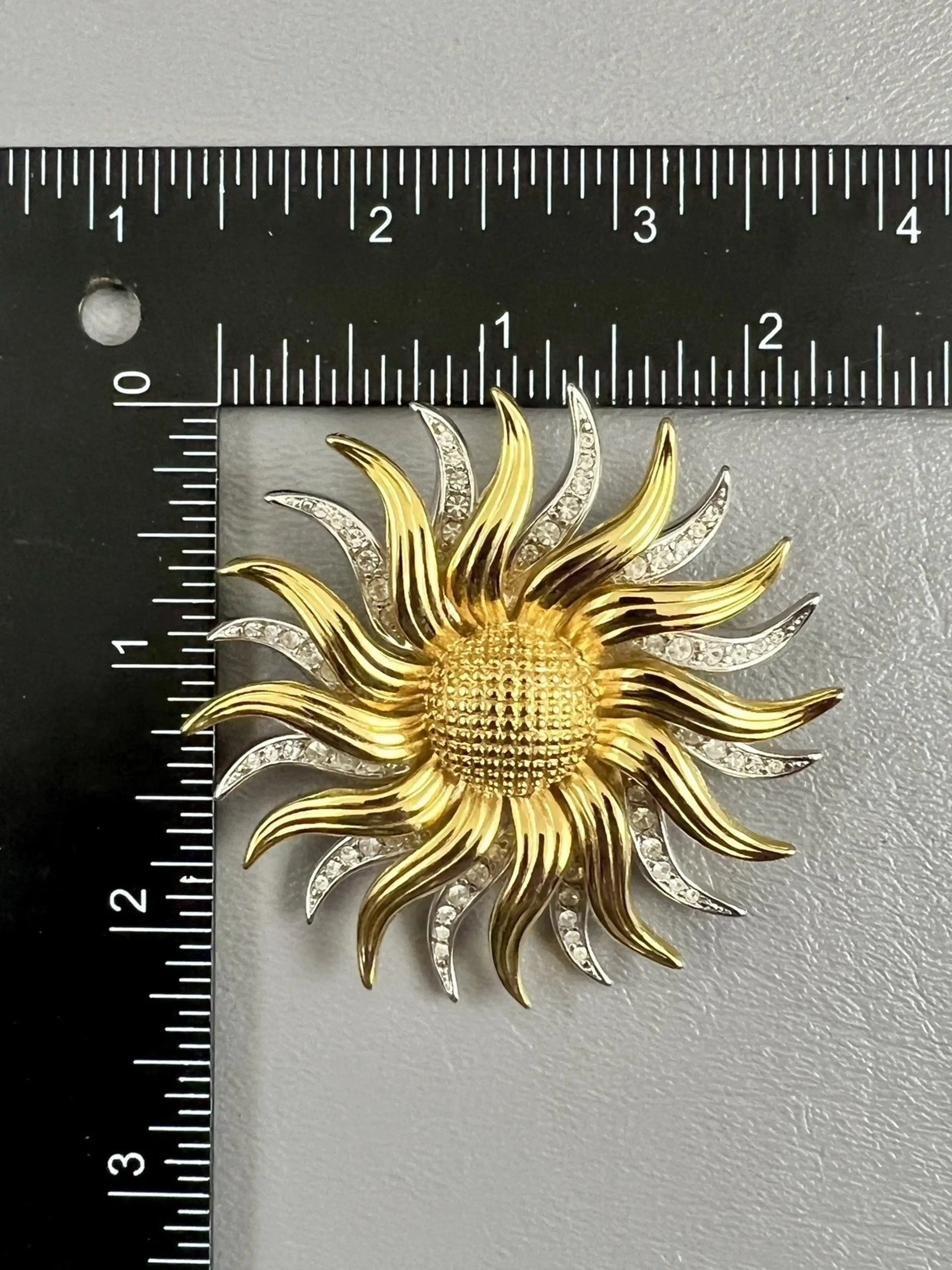 Image 3 of 7