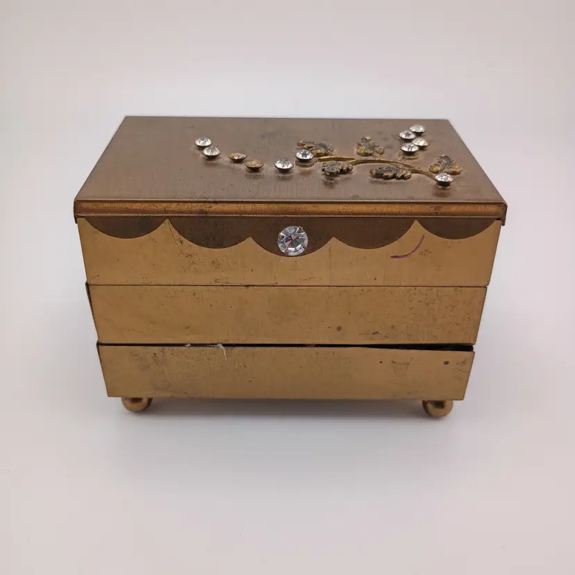 Telescoping brass jewelry box