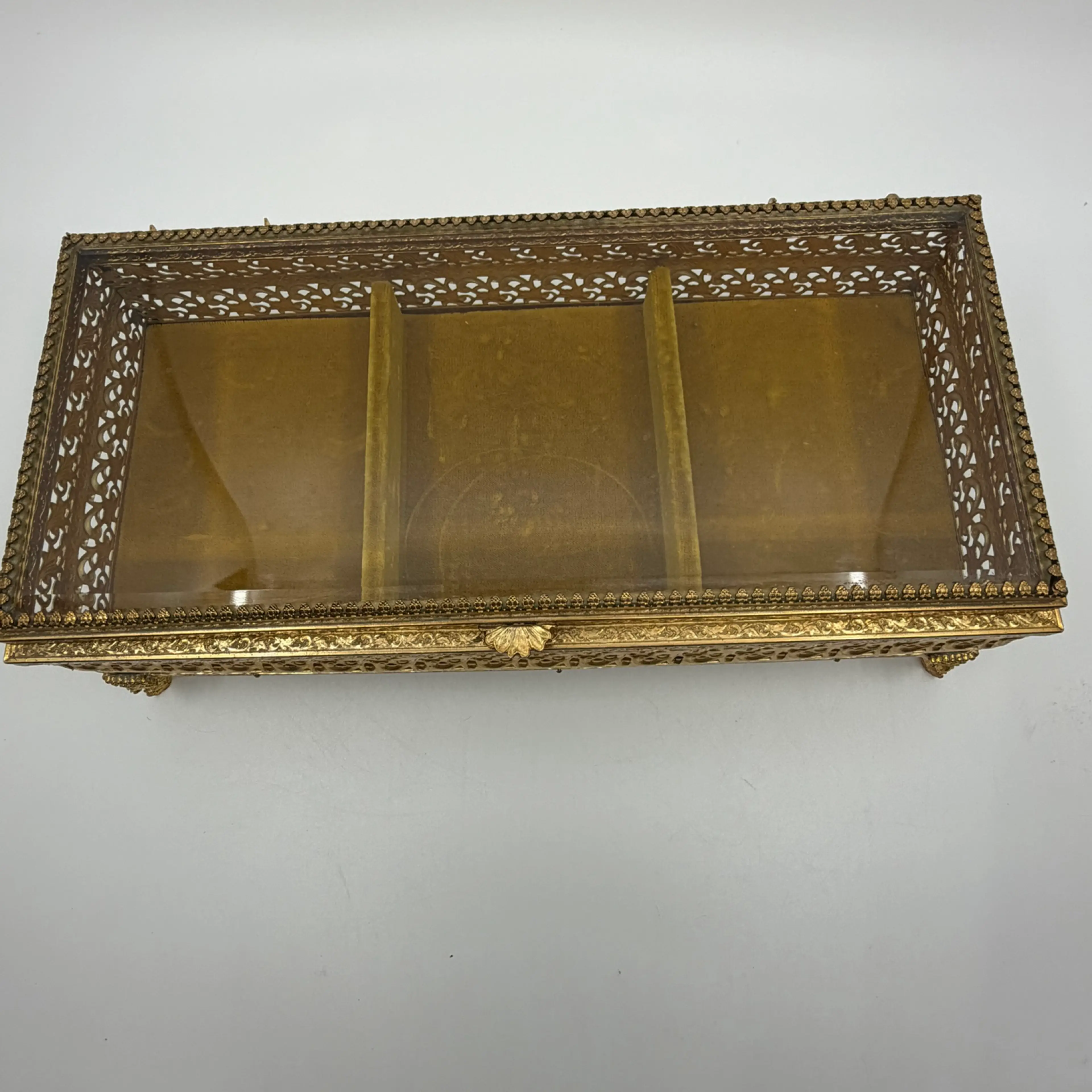 Image 2 of 8