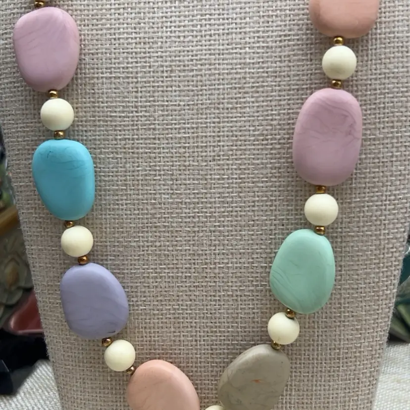 #01 Vintage 1980s 90s Pastel Marbled Acrylic Chunky Nugget Bead Necklace 24"