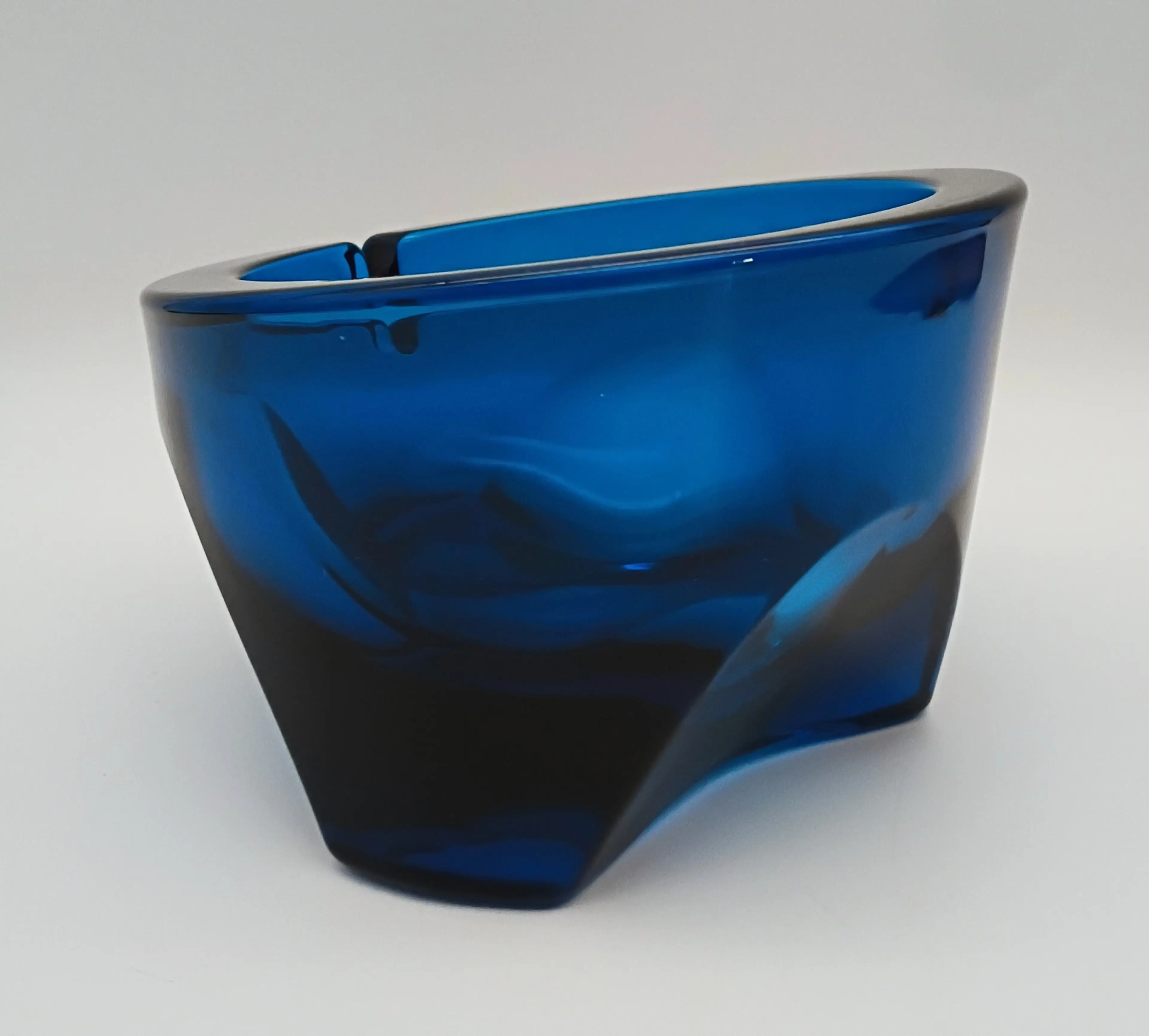 Image 4 of 10