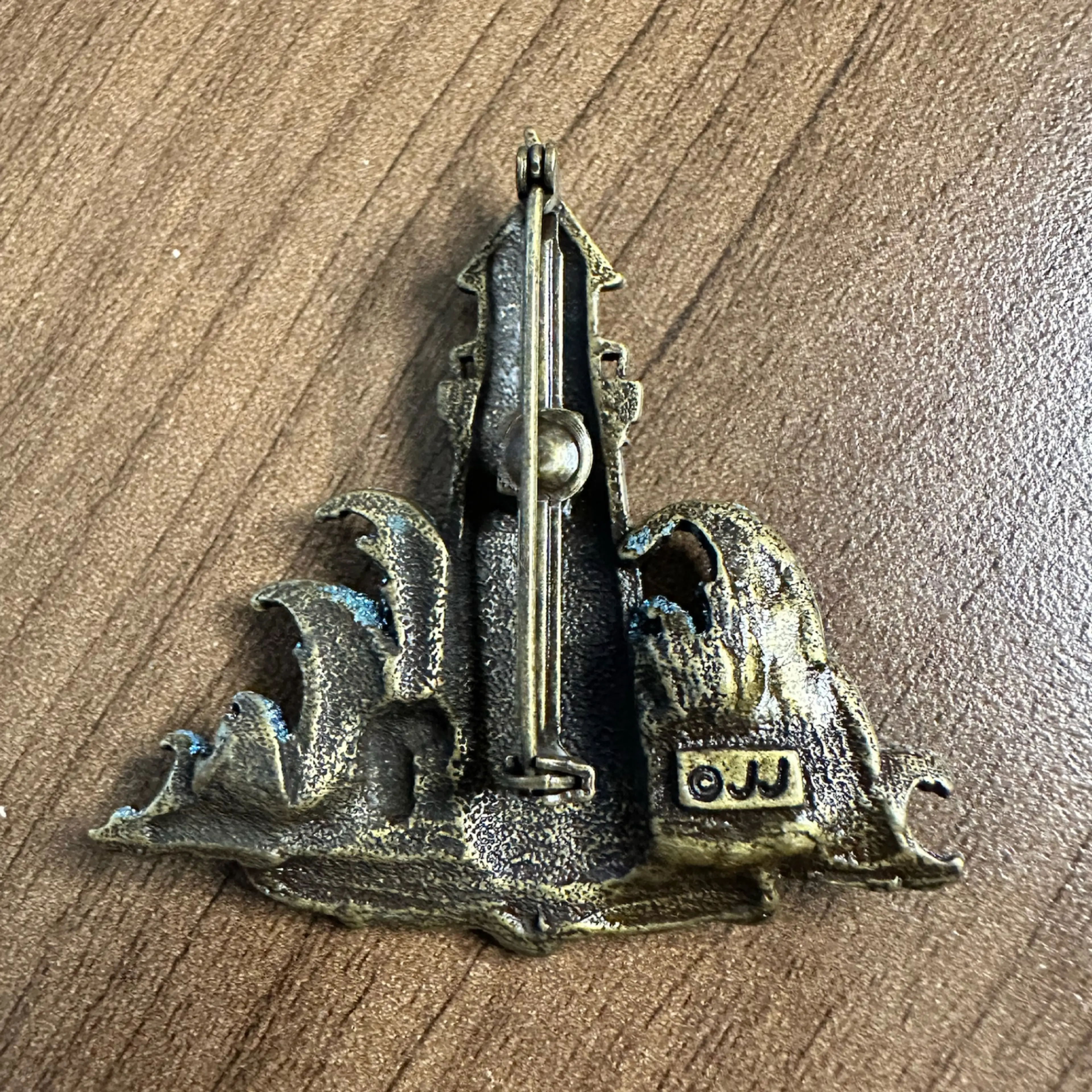 Image 2 of 2