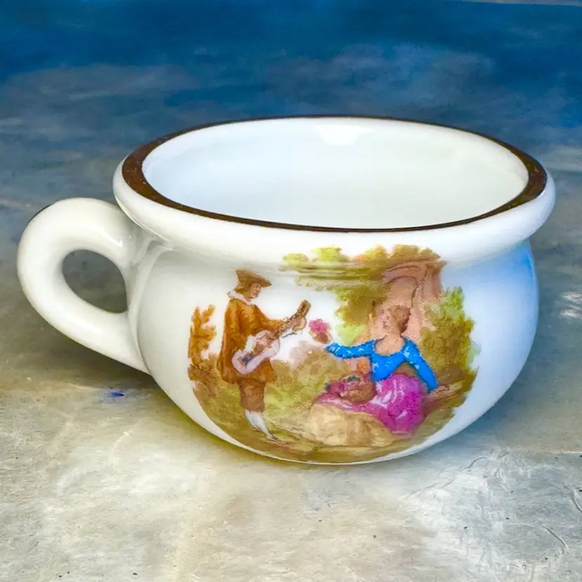 😻 Vintage Limoges Miniature Porcelain Handled Soup Bowl, Courting Scene, 22k Gold Trim