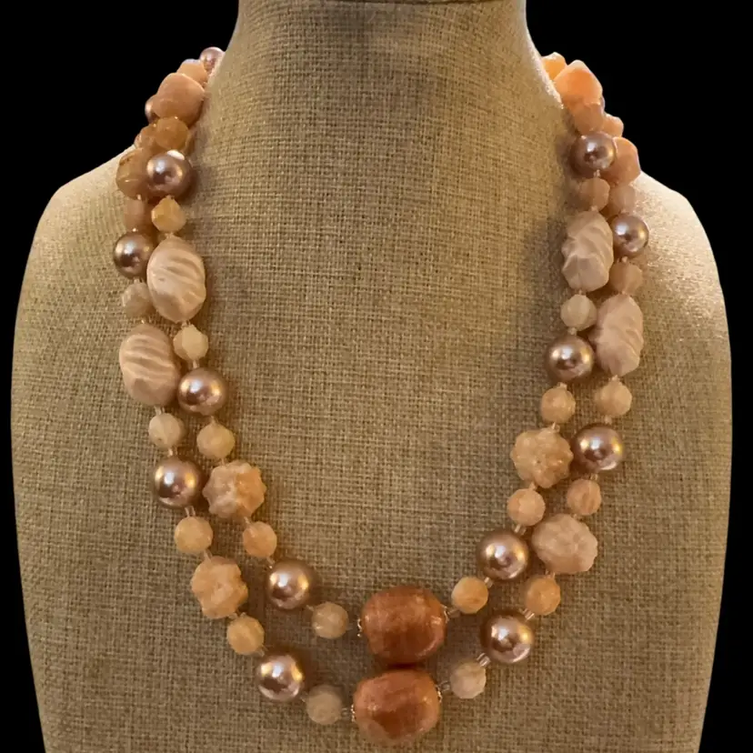 Vintage Peach And Tan Two Row Plastic And Faux Pearl Necklace