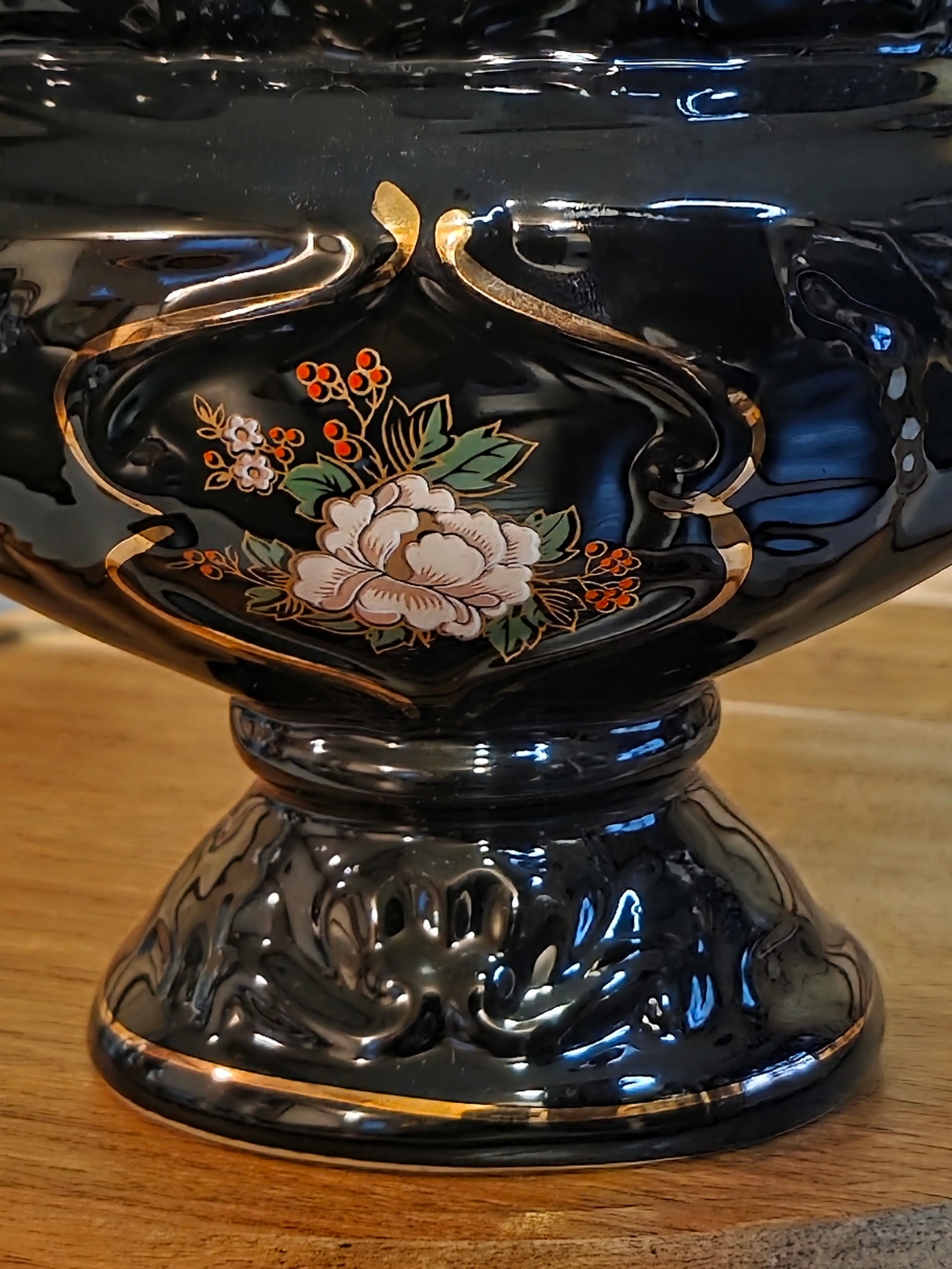 Image 4 of 5
