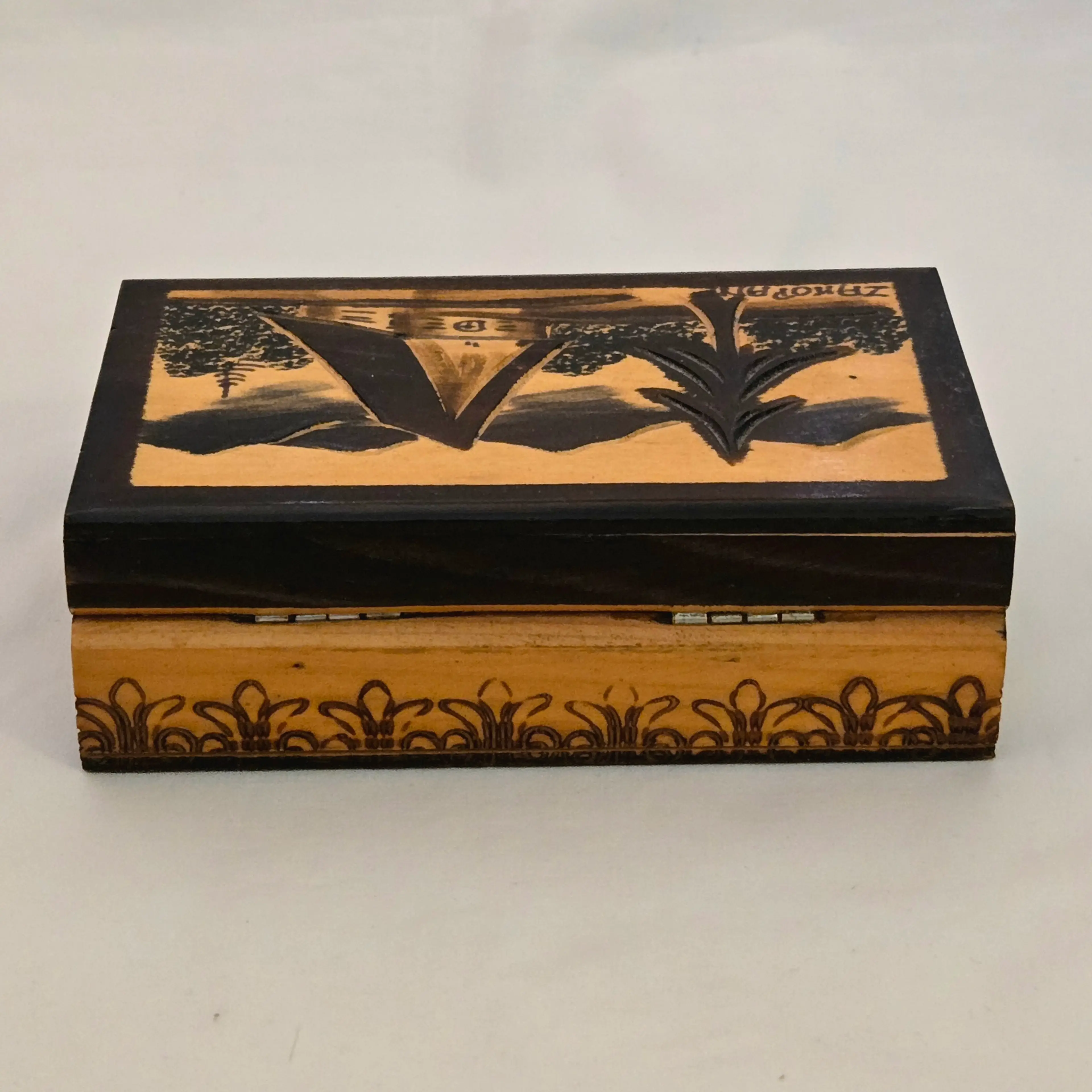 Image 2 of 18