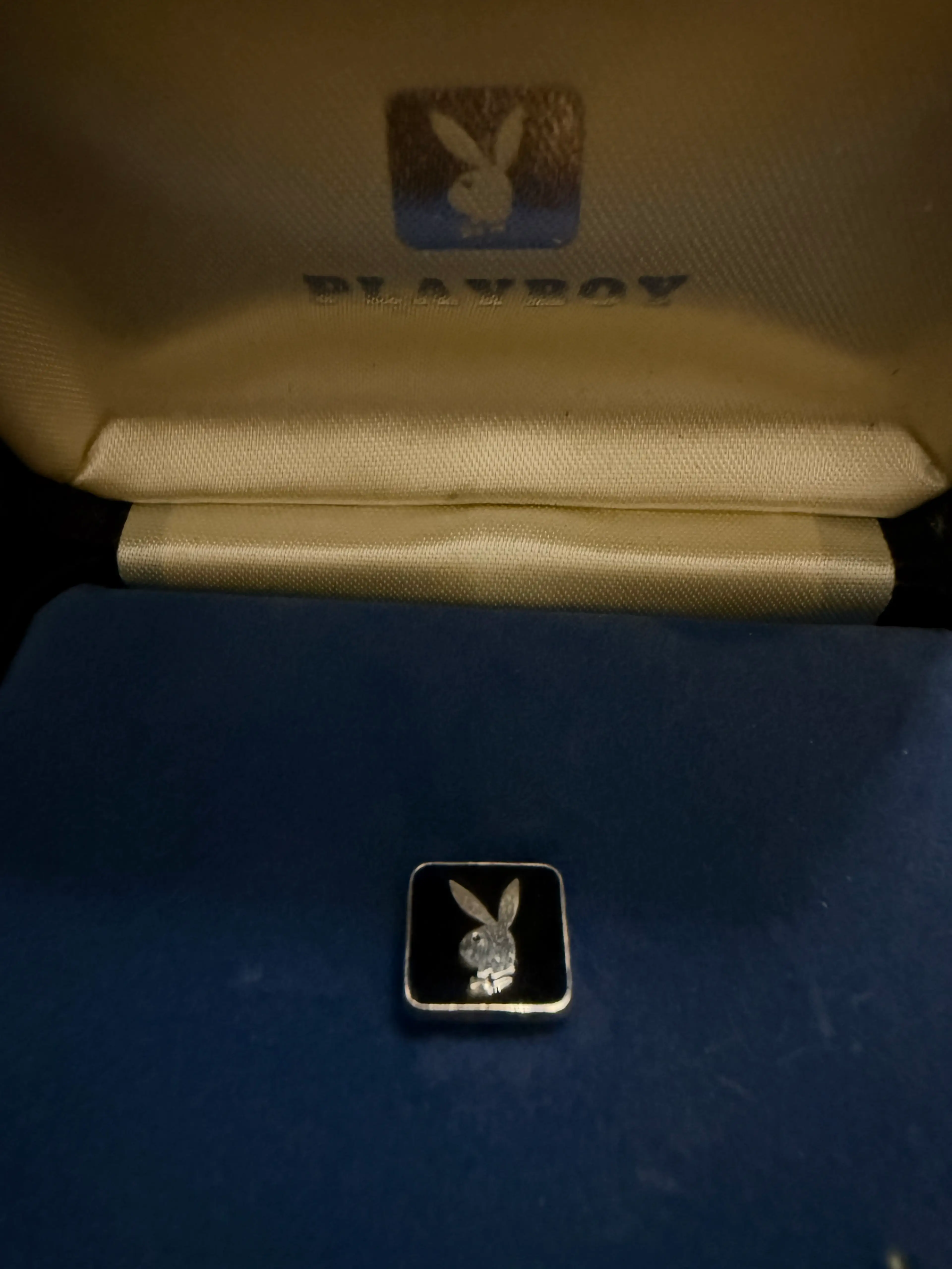 Image 2 of 6