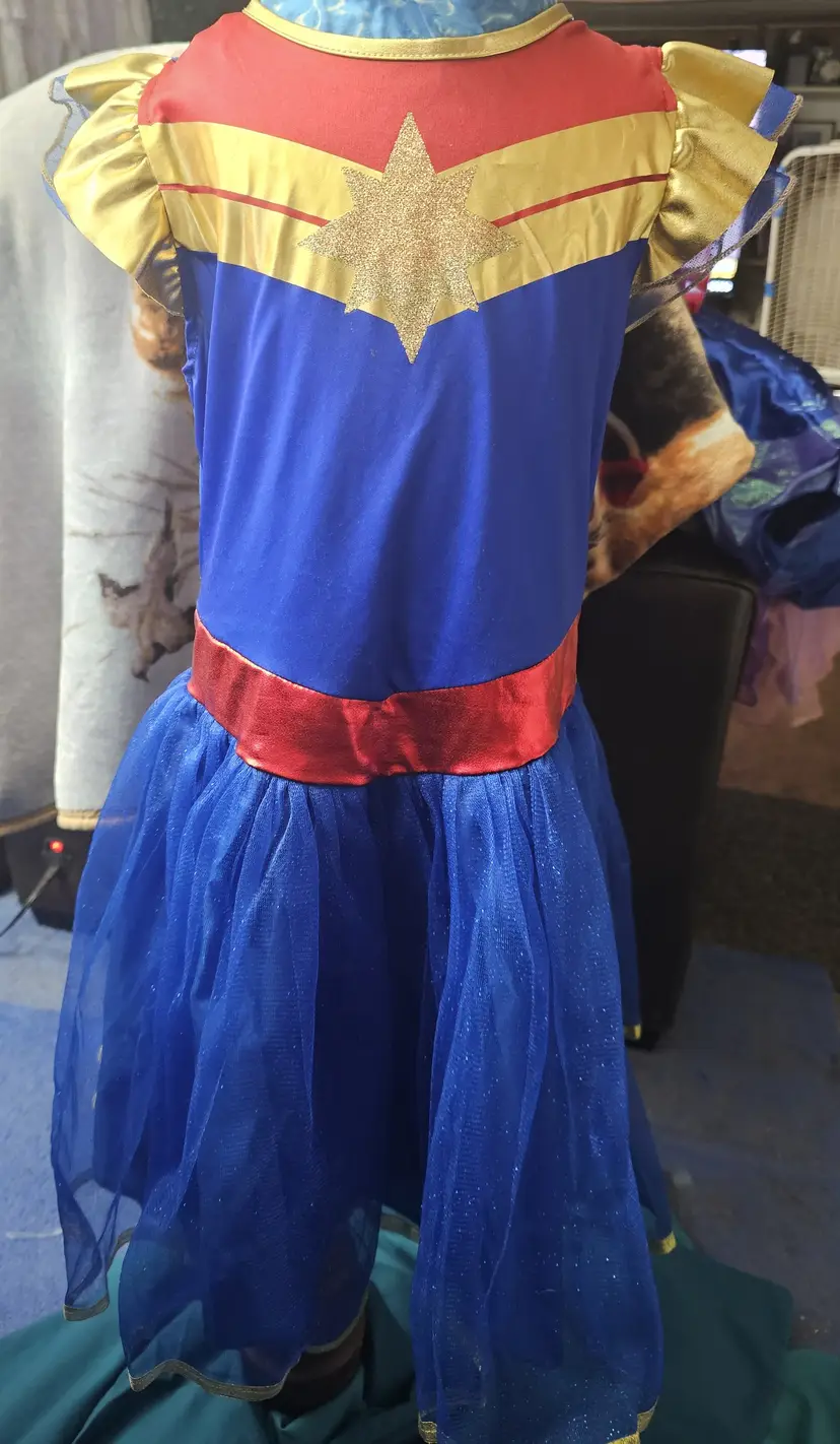 Wonder Woman - Rubie's Marvel -Size Medium - Halloween Costume
