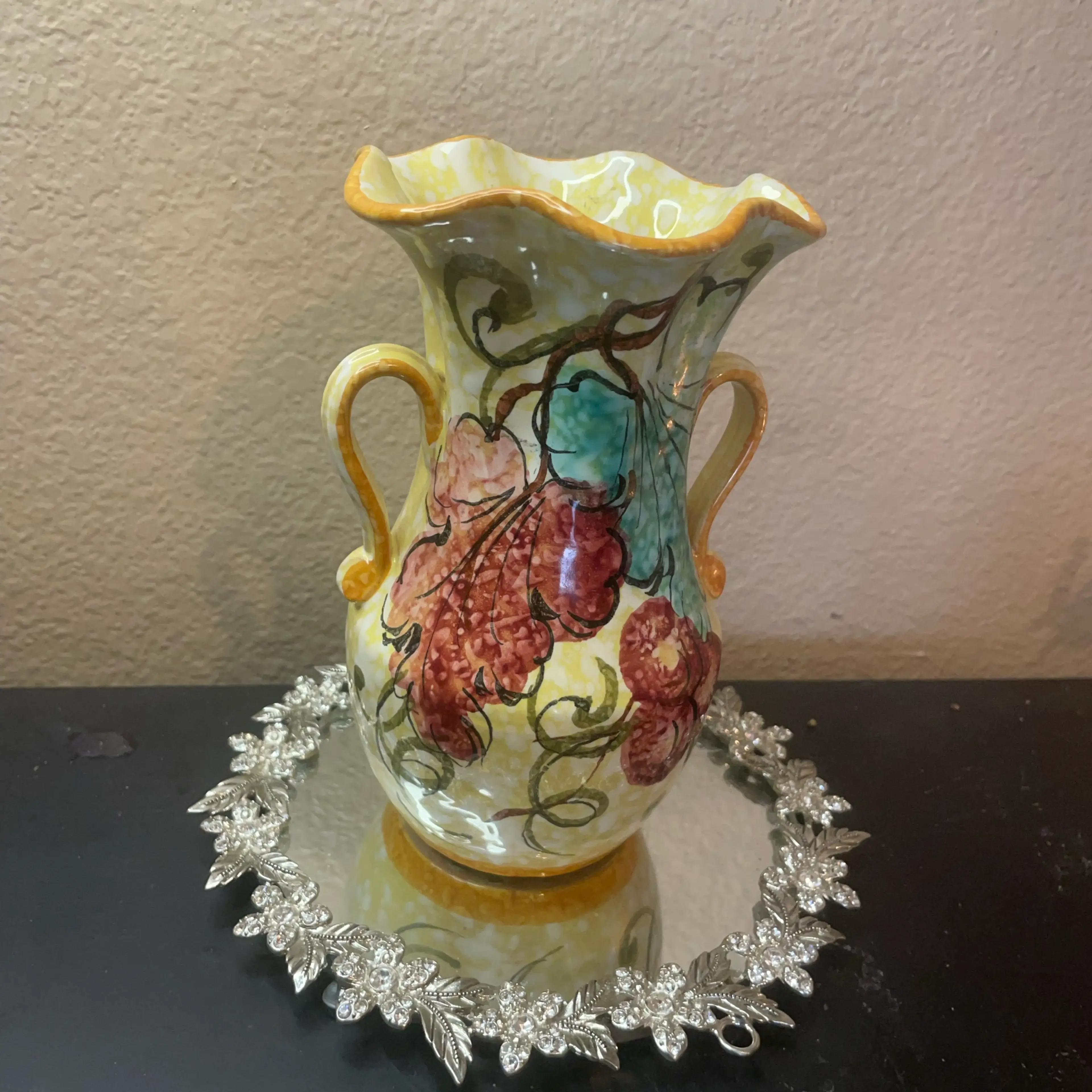 Image 2 of 7