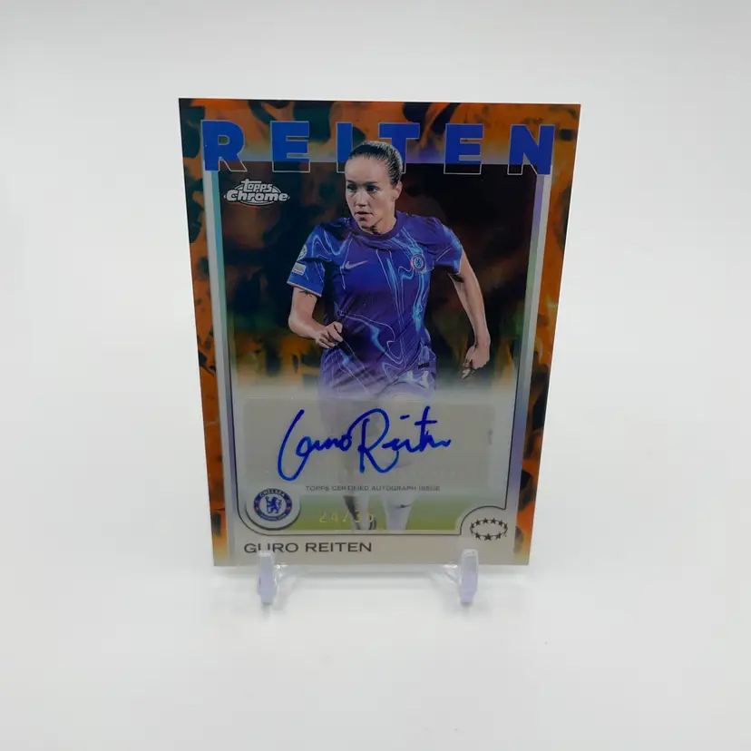 Guro Reiten - Inferno  Auto /35 - Chelsea - 2024-25 Topps Chrome UEFA Women's UWCL - Soccer card