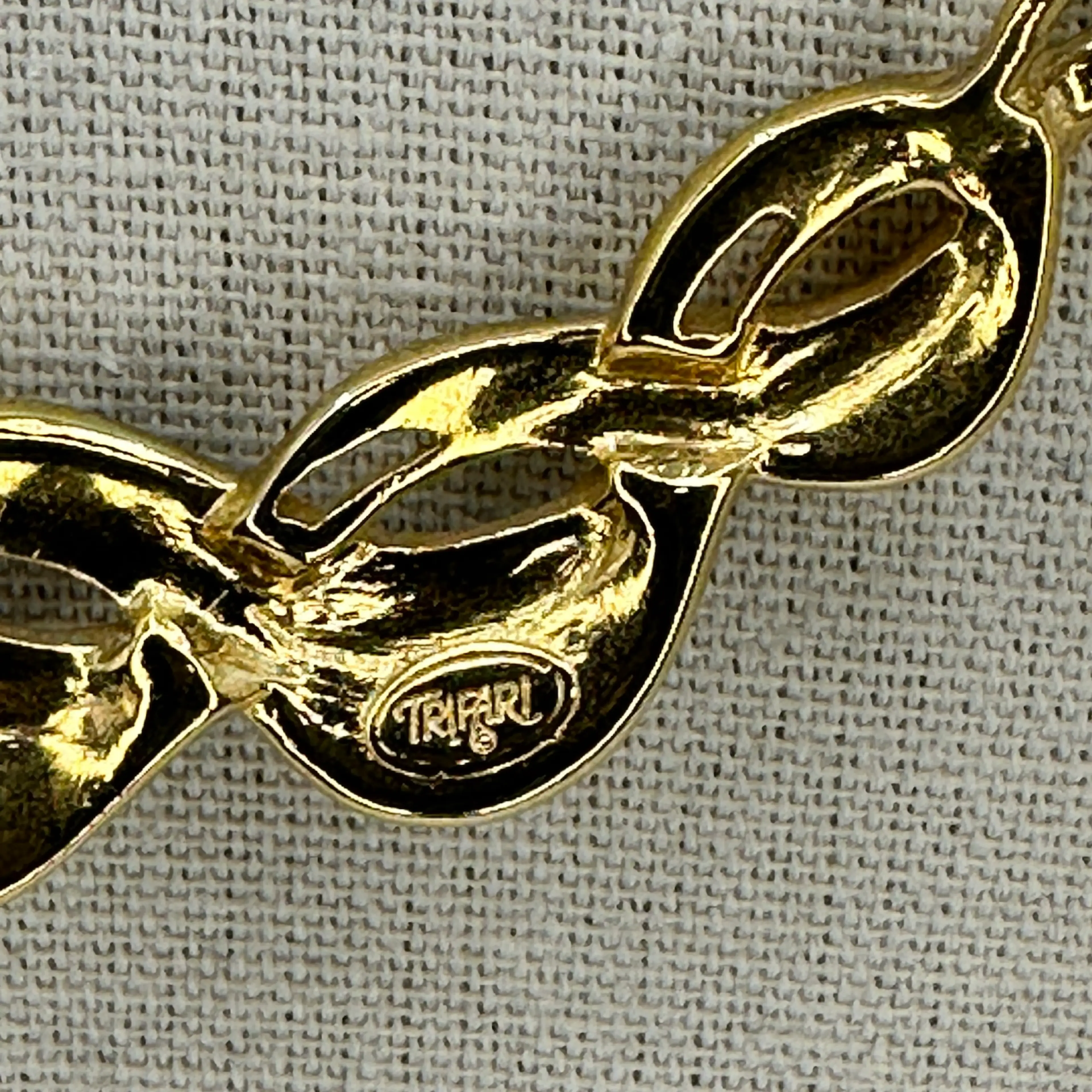 Image 3 of 4