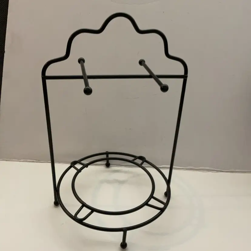 Black Wire 4 Cup/ Saucer Display