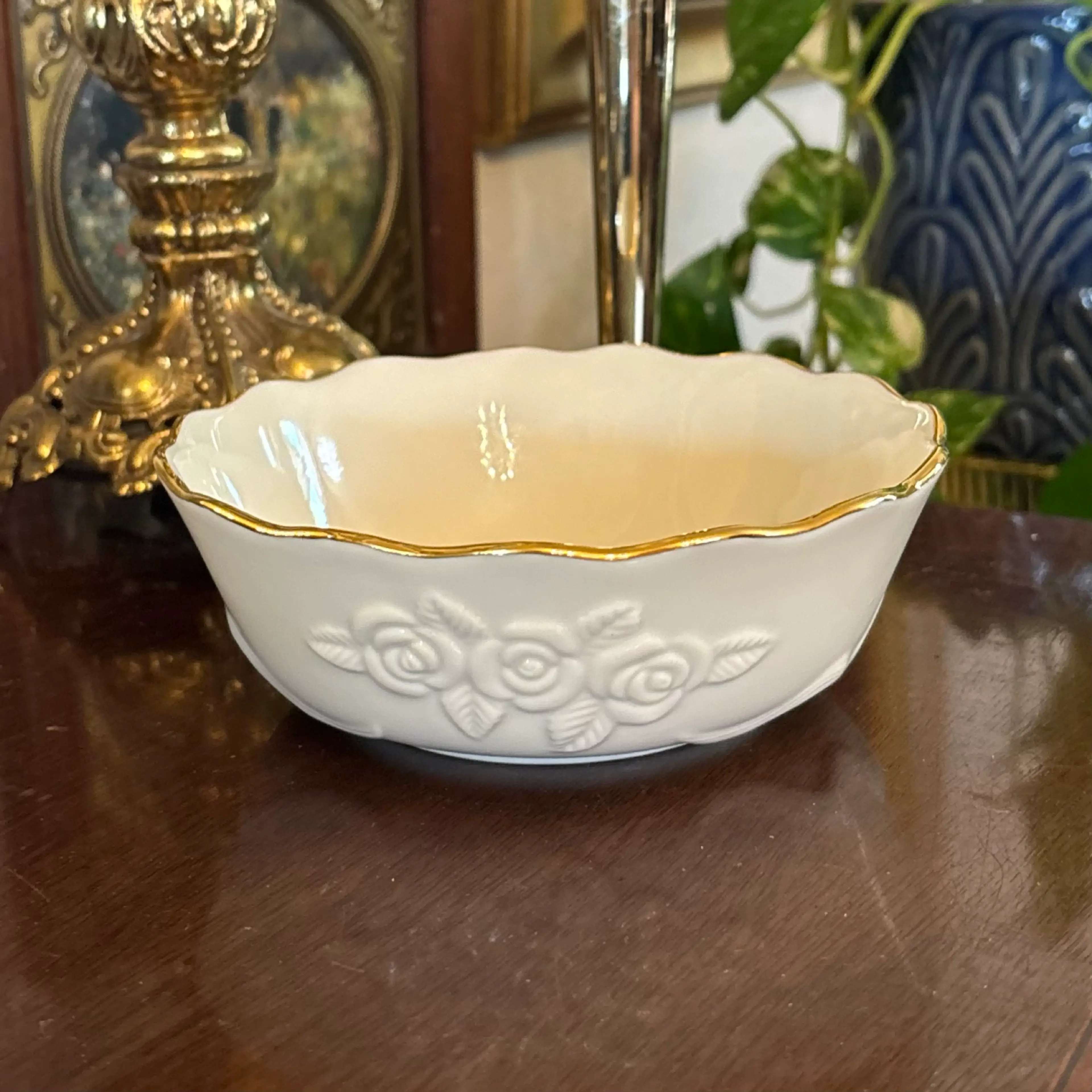 Image 1 of 4