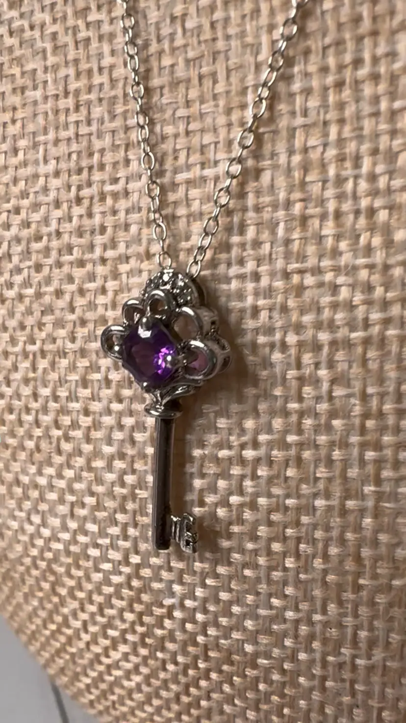 Zales Sterling Silver Amethyst & Diamond Key Pendant Necklace 18" Chain 925 (Tested)