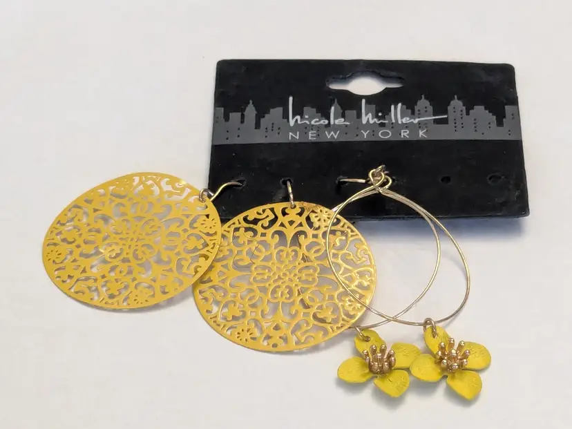 Nicole Miller Yellow Filigree and Floral Earrings Set NOS